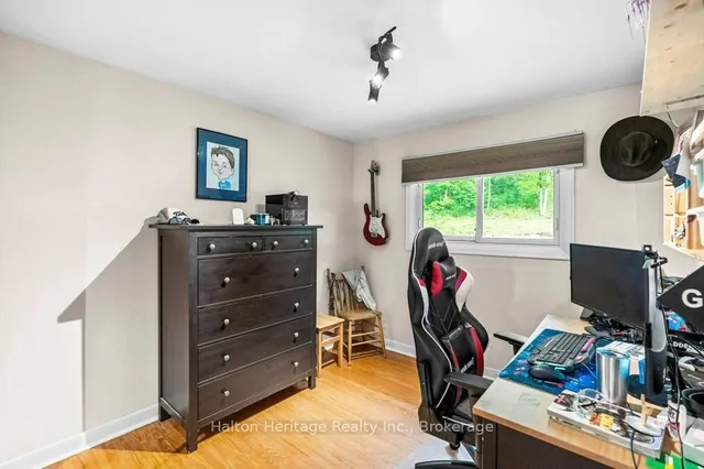 Additional image 44 of 52 Parkside Ave