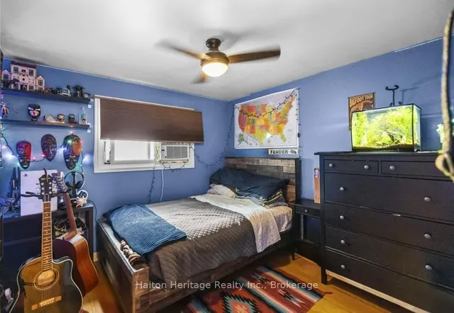 Additional image 42 of 52 Parkside Ave