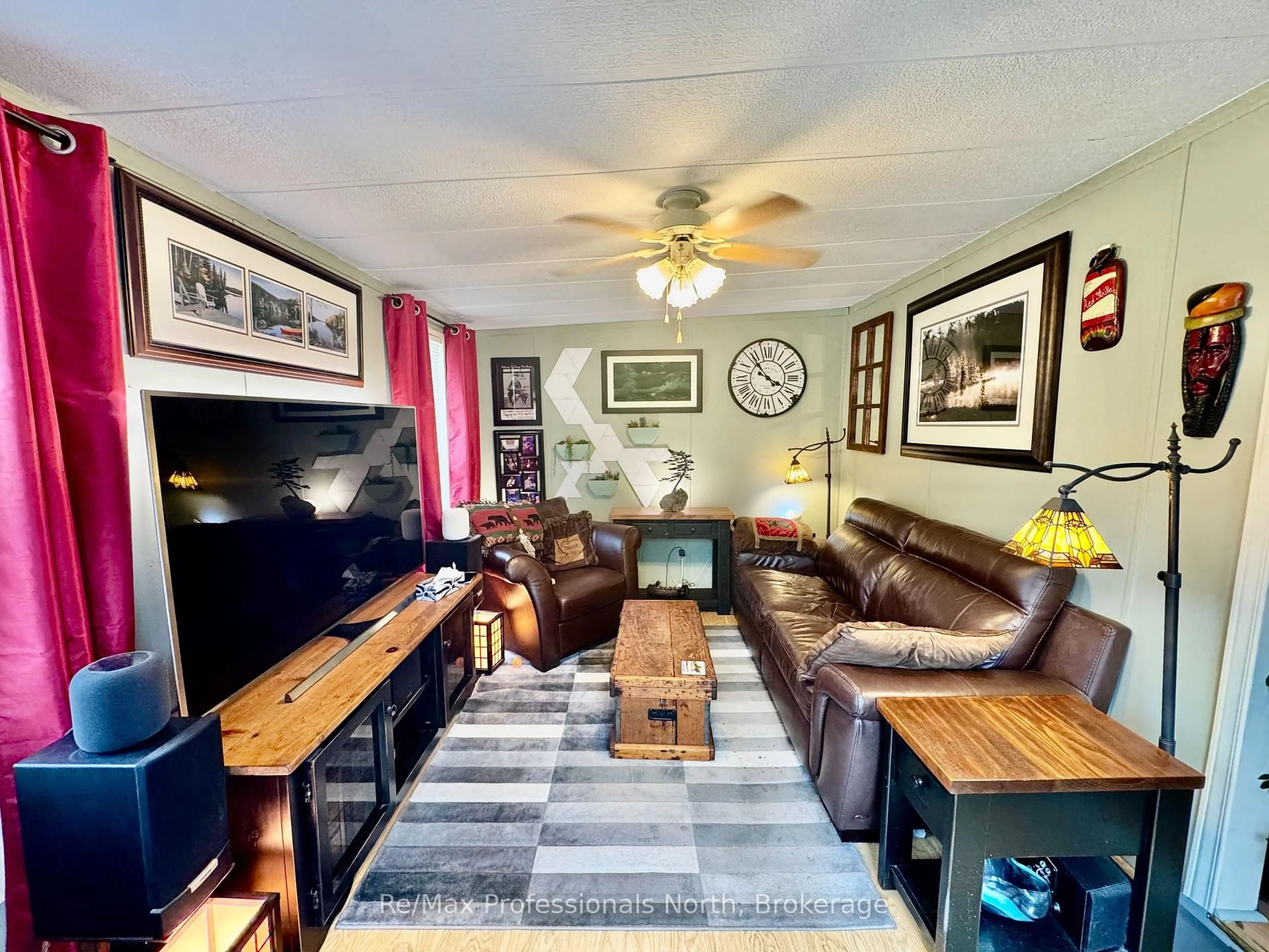 Living room with furniture, unknown for 1007 RACOON Rd #116, Gravenhurst Ontario P1P 0C5