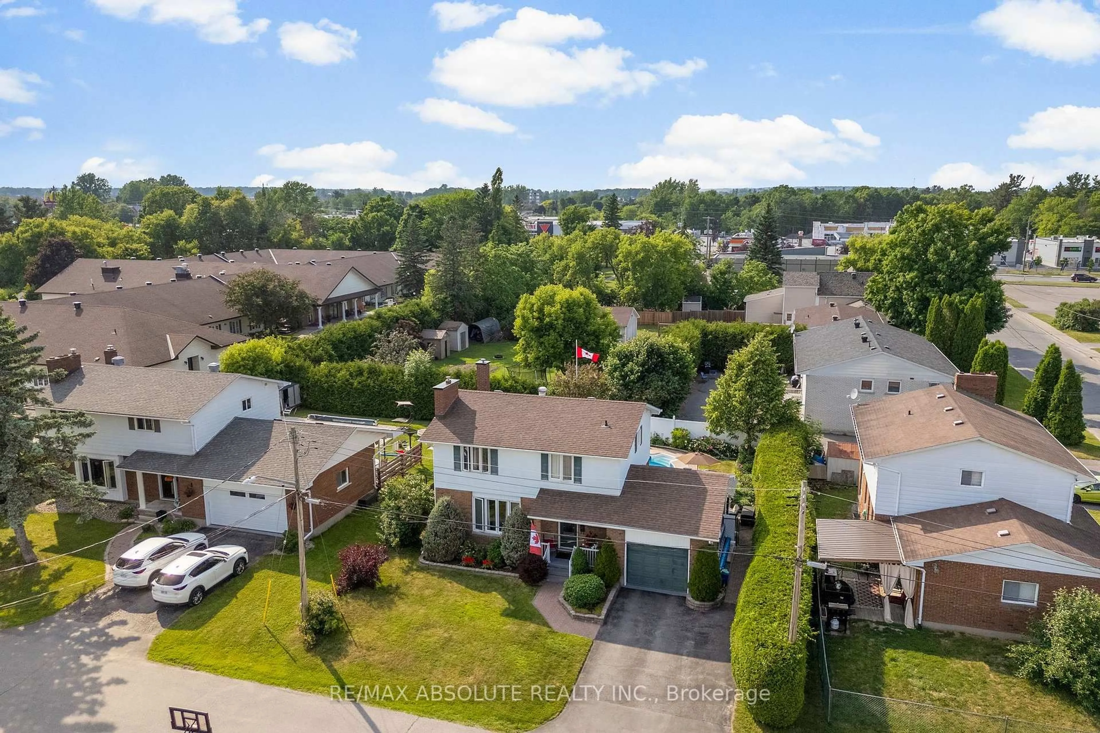 A pic from outside/outdoor area/front of a property/back of a property/a pic from drone, street for 241 Isabella St, Arnprior Ontario K7S 3K4