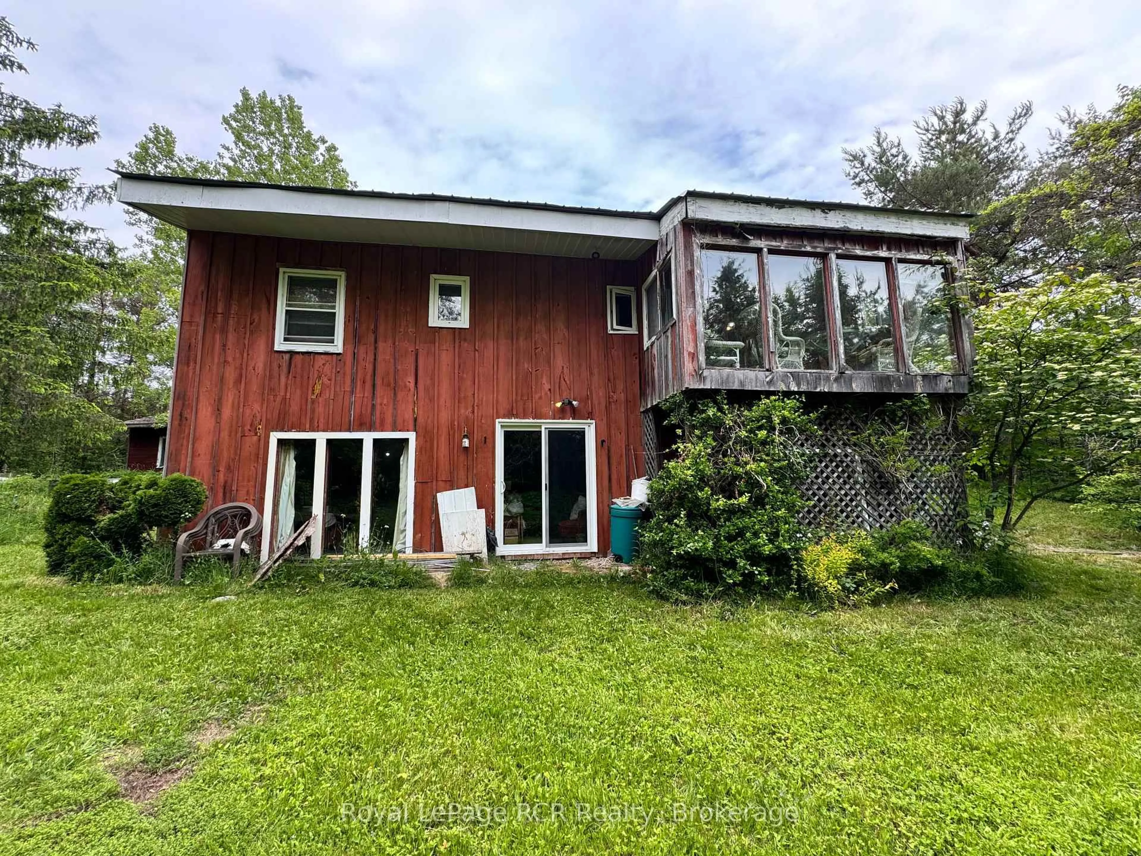 A pic from outside/outdoor area/front of a property/back of a property/a pic from drone, unknown for 585250 Sideroad 10 A, Grey Highlands Ontario N0C 1H0
