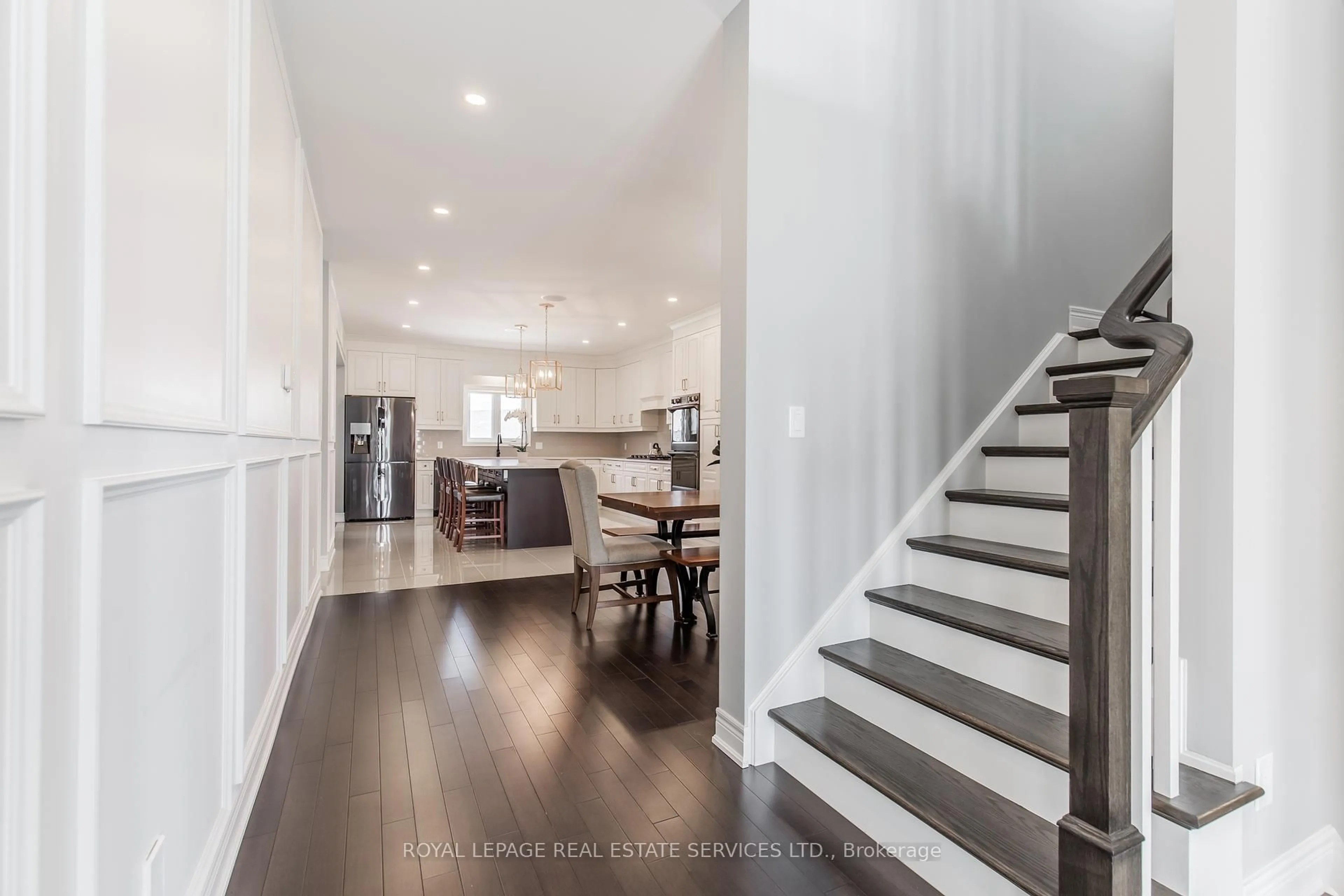 Unknown for 55 Spruce Cres, Welland Ontario L3C 0C6