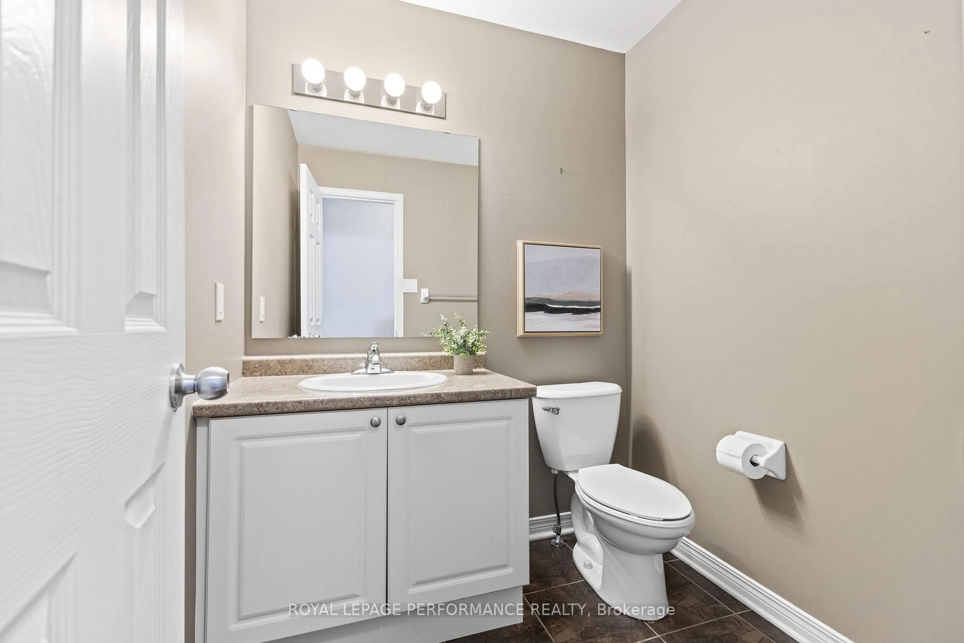 Standard bathroom, ceramic/tile floor for 372 Antigonish Ave, Ottawa Ontario K4A 0T9