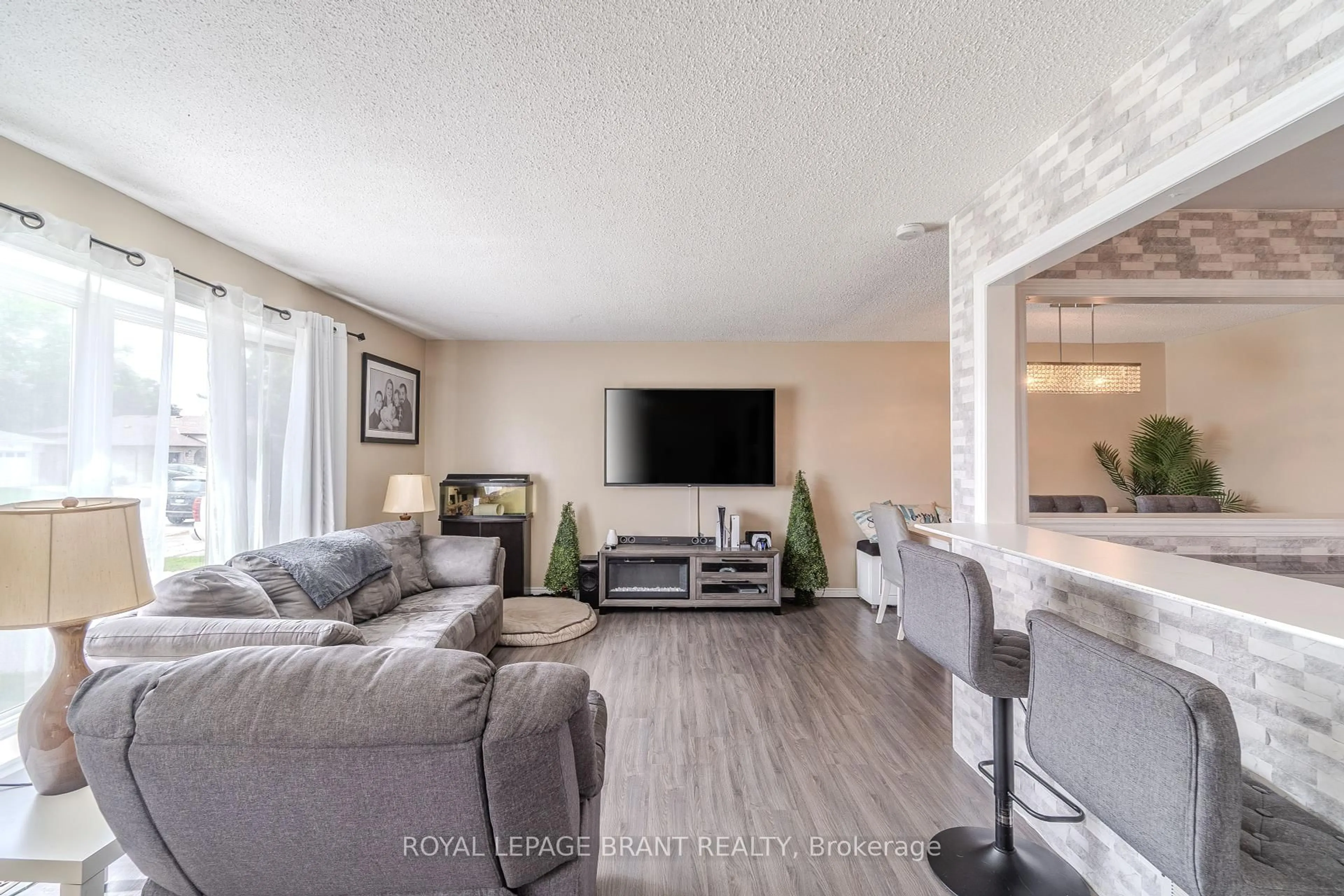 Living room with furniture, unknown for 53 Abeles Ave, Brant Ontario N3L 3N8