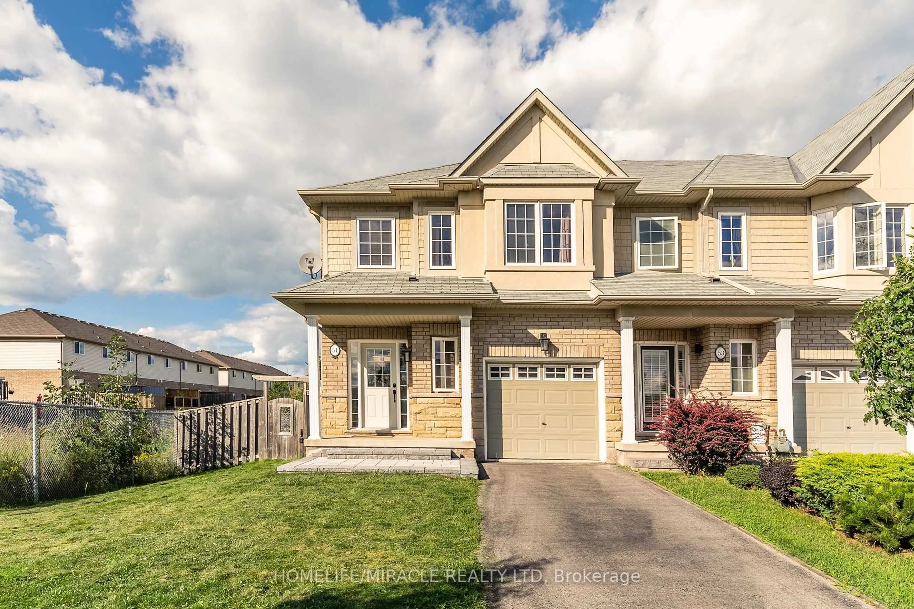 Home with vinyl exterior material, street for 51 Palacebeach Tr, Hamilton Ontario L8E 0B9
