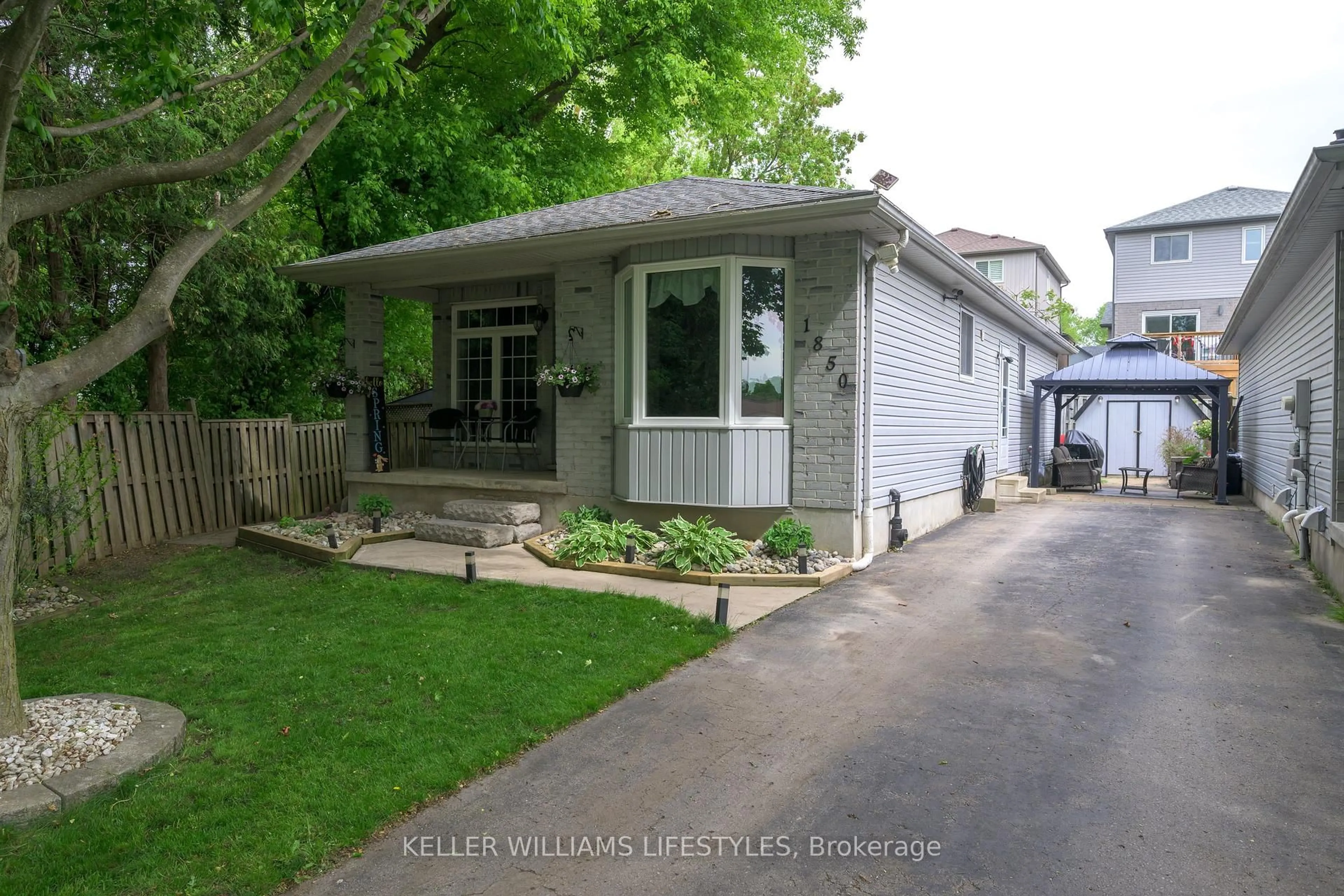 Home with vinyl exterior material, street for 1850 Purcell Dr, London East Ontario N5W 6E3