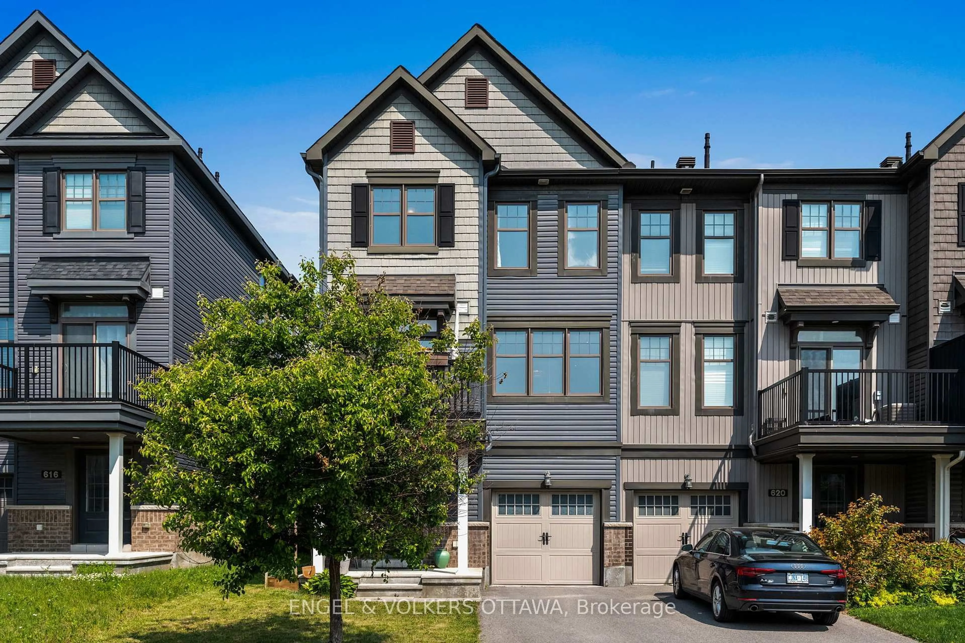 Unknown for 618 Lauraleaf Cres, Ottawa Ontario K2J 6G9