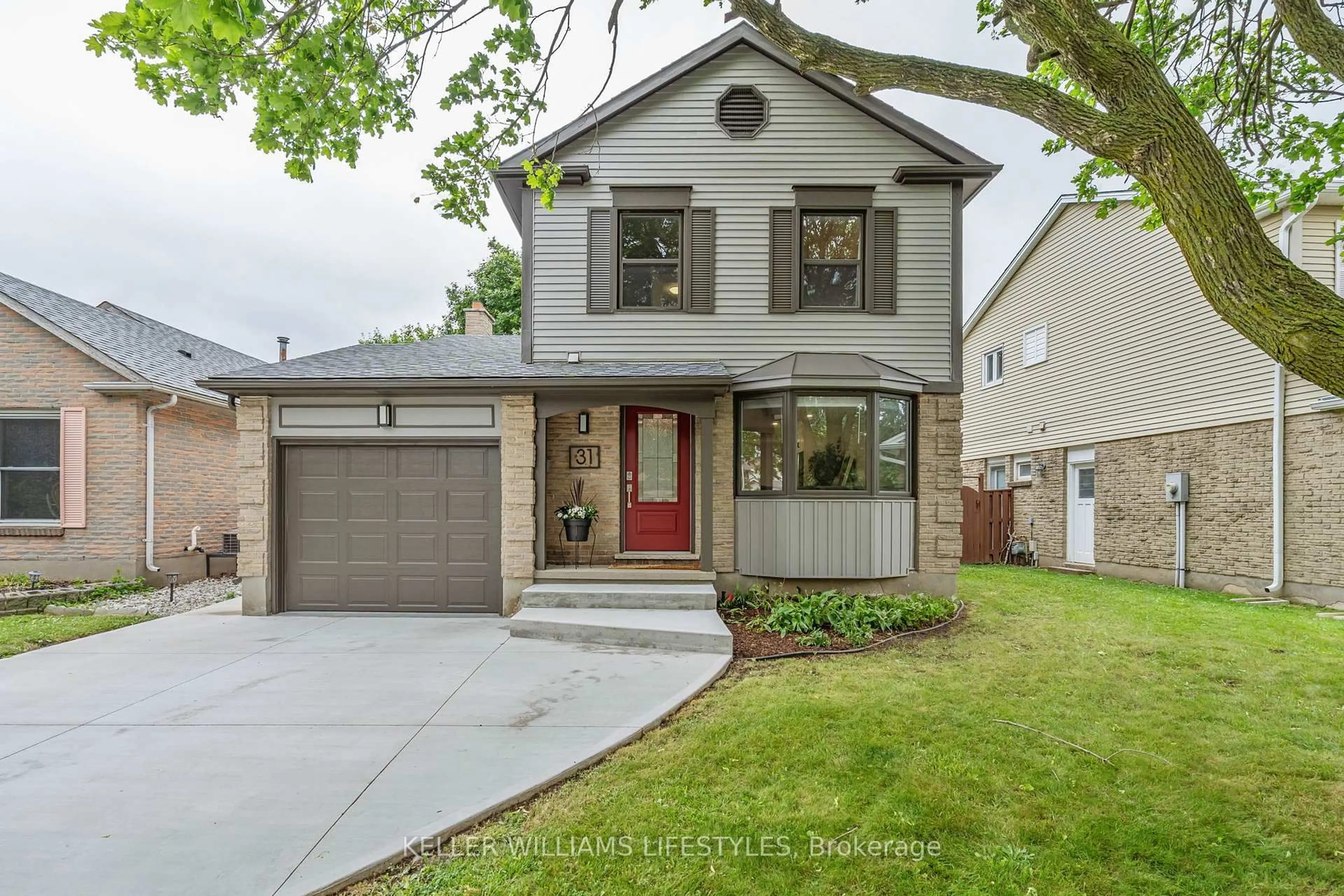 Home with brick exterior material, street for 31 Roundhill Crt, London South Ontario N5Z 4N3