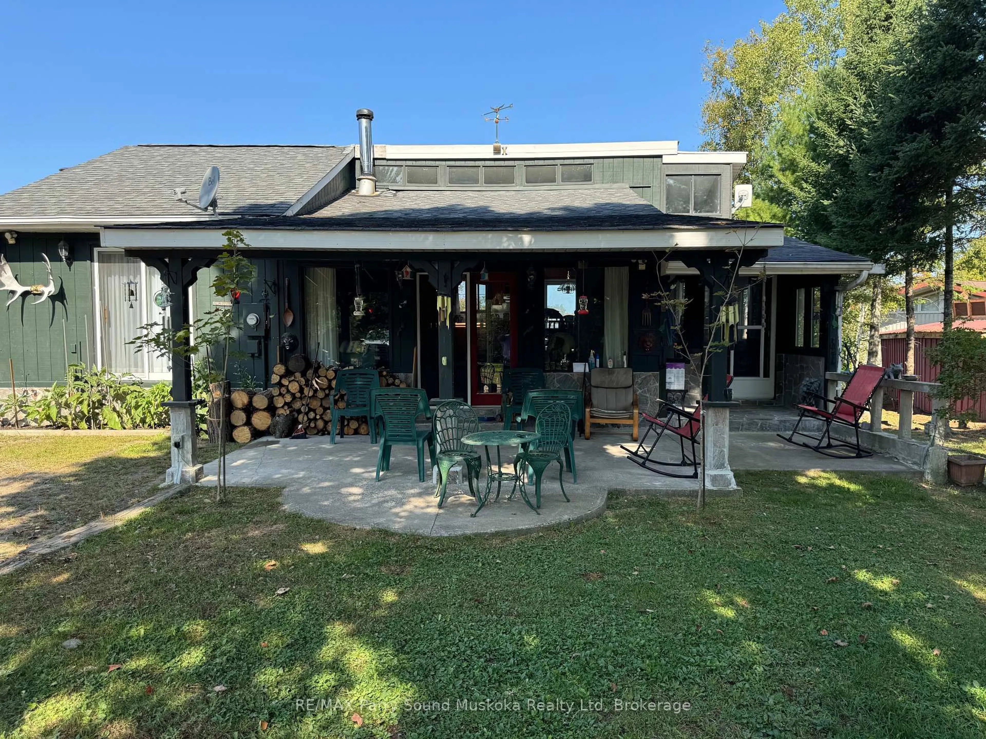 Patio, unknown for 1 GENE'S Crt, McKellar Ontario P2A 0B4