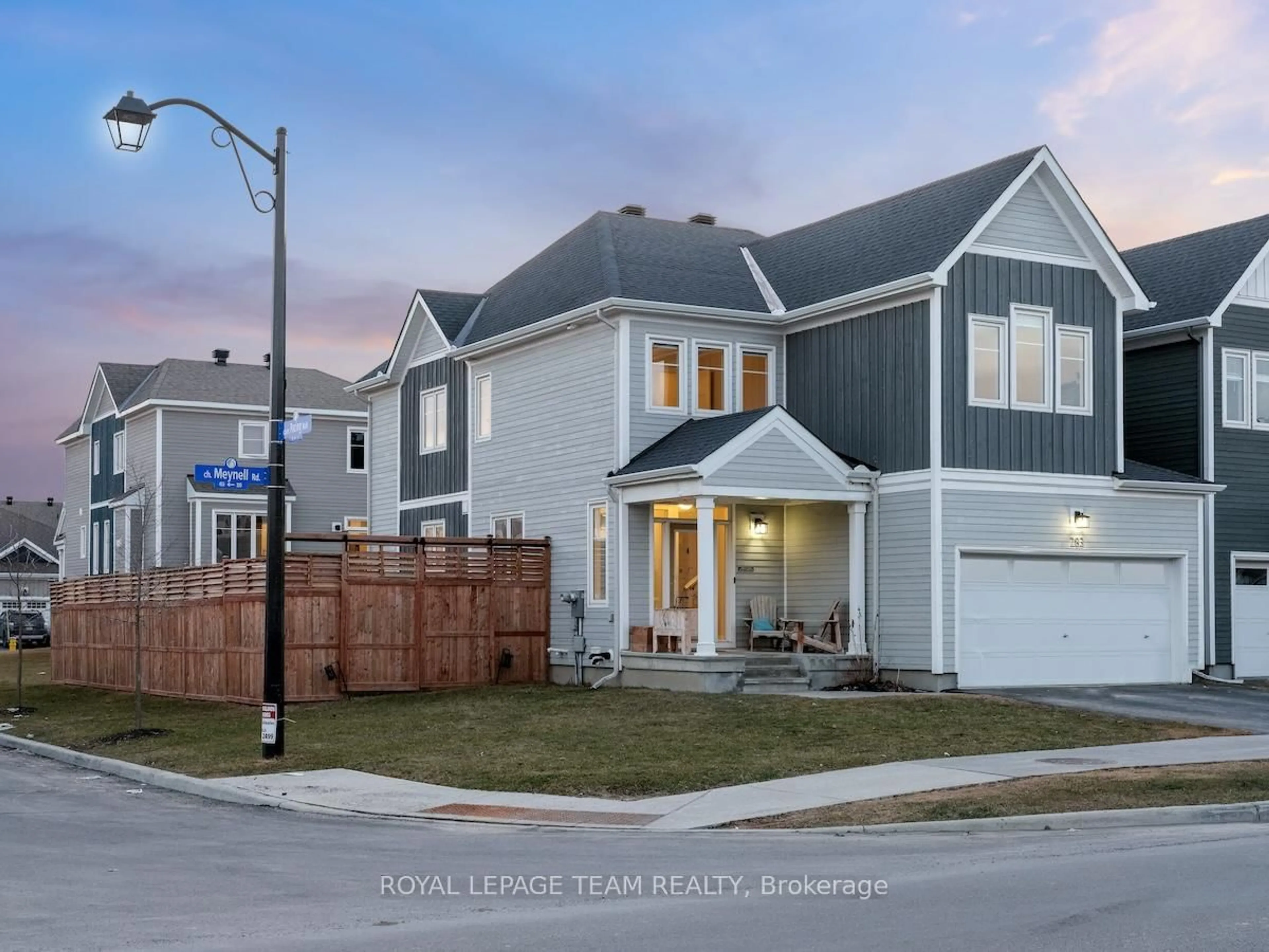 Home with vinyl exterior material, street for 283 Meynell Rd, Richmond Ontario K0A 2Z0