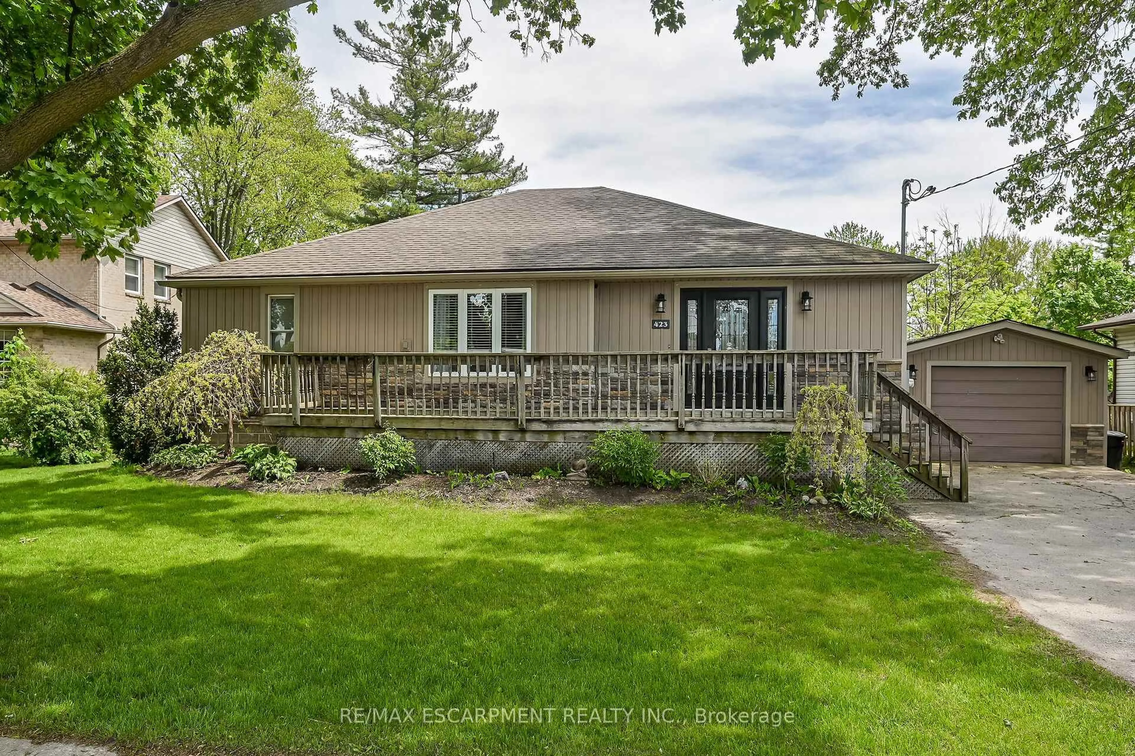 Unknown for 423 George St, Haldimand Ontario N1A 2T8