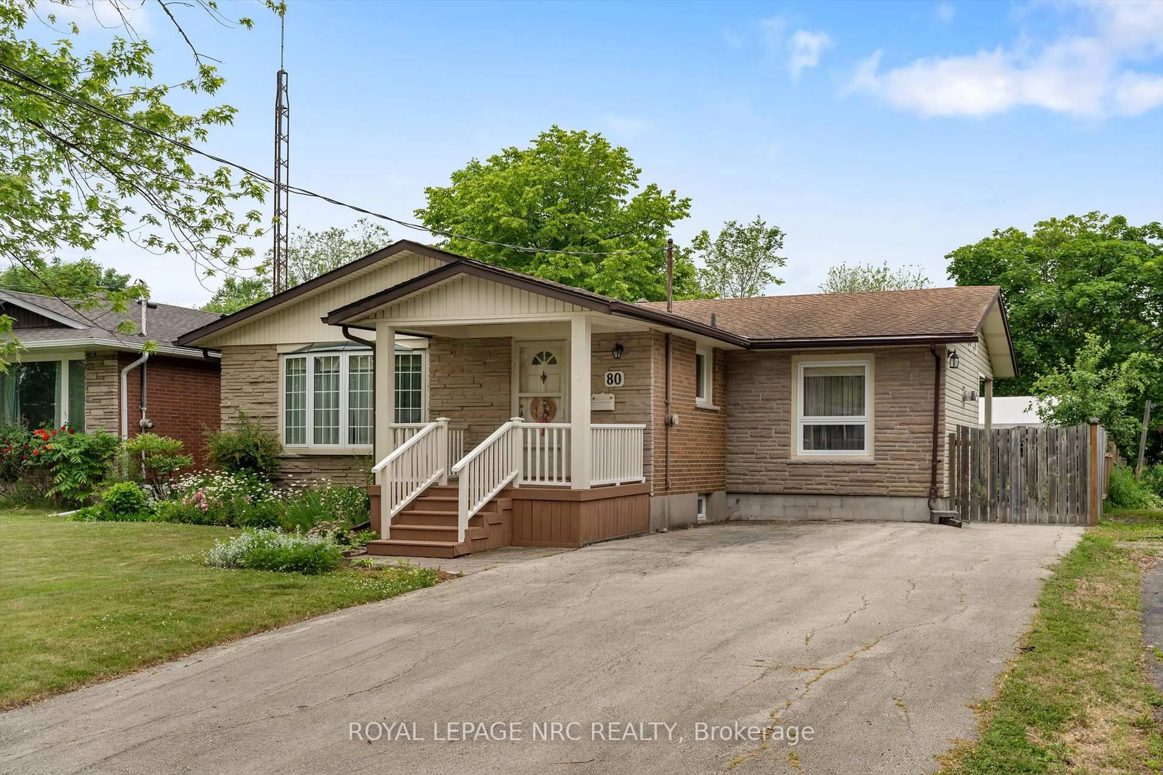 Home with brick exterior material, street for 80 Regent Dr, St. Catharines Ontario L2M 3L7