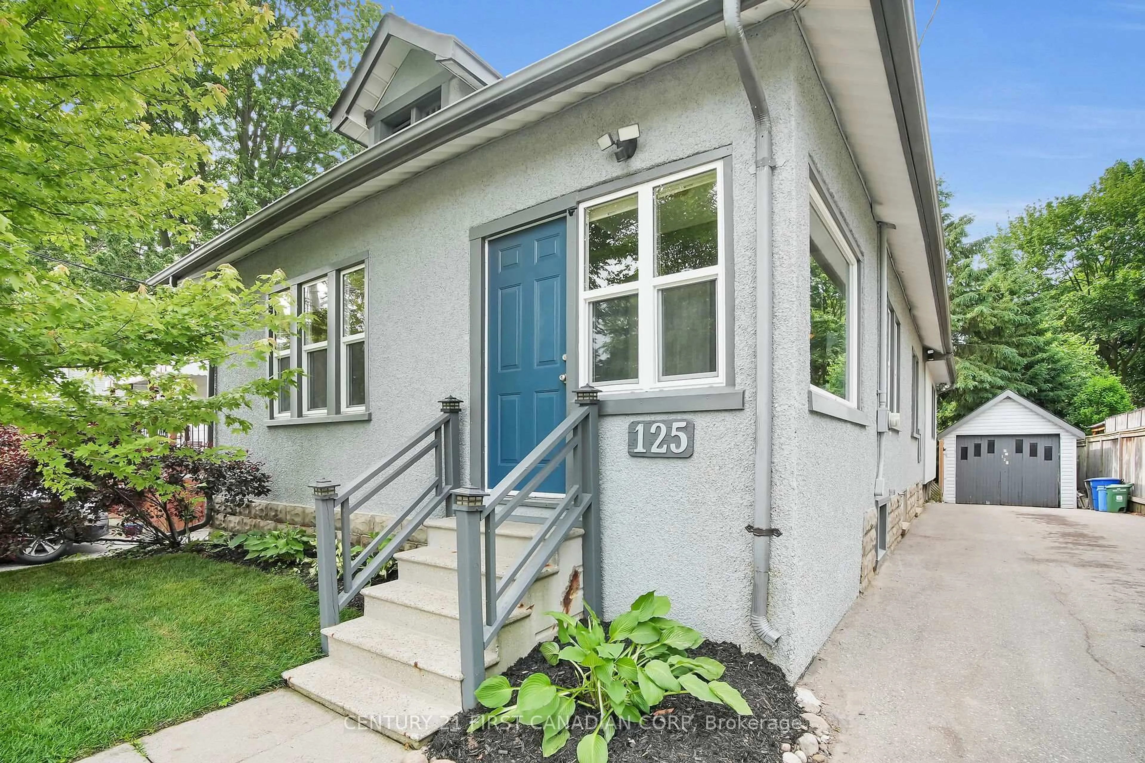 Unknown for 125 Weston St, London South Ontario N6C 1R3
