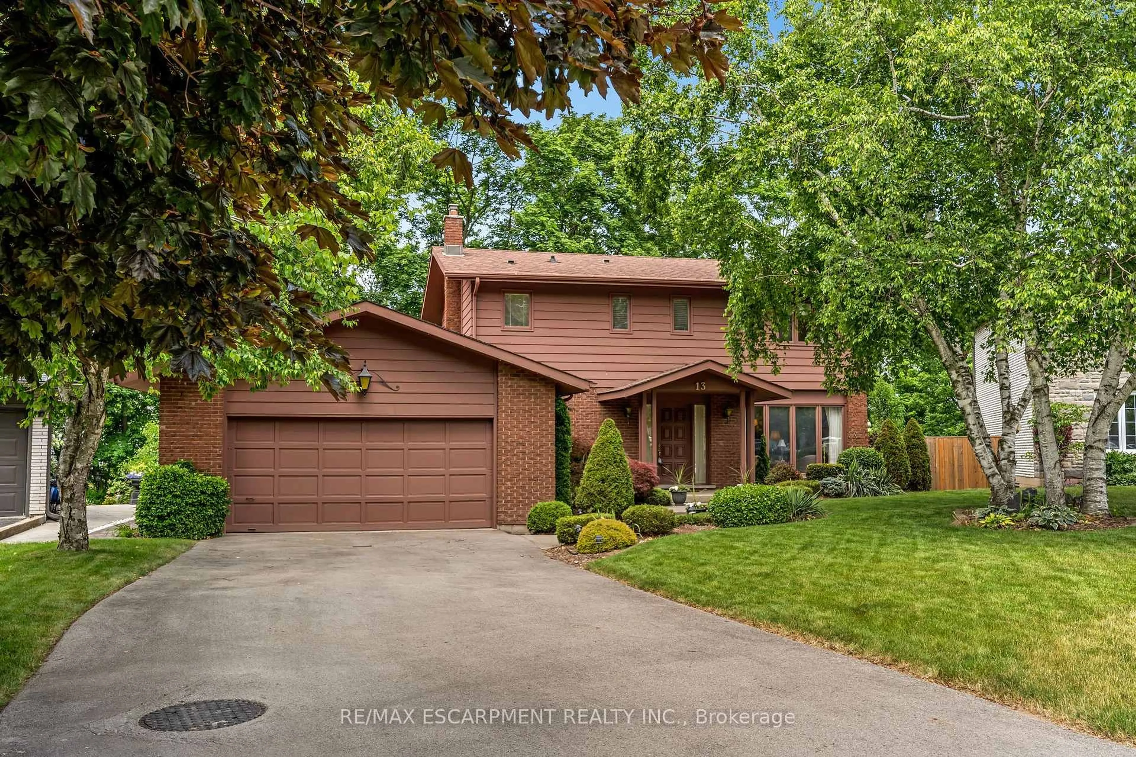 Home with brick exterior material, street for 13 LESLIE Dr, Hamilton Ontario L8G 2P9