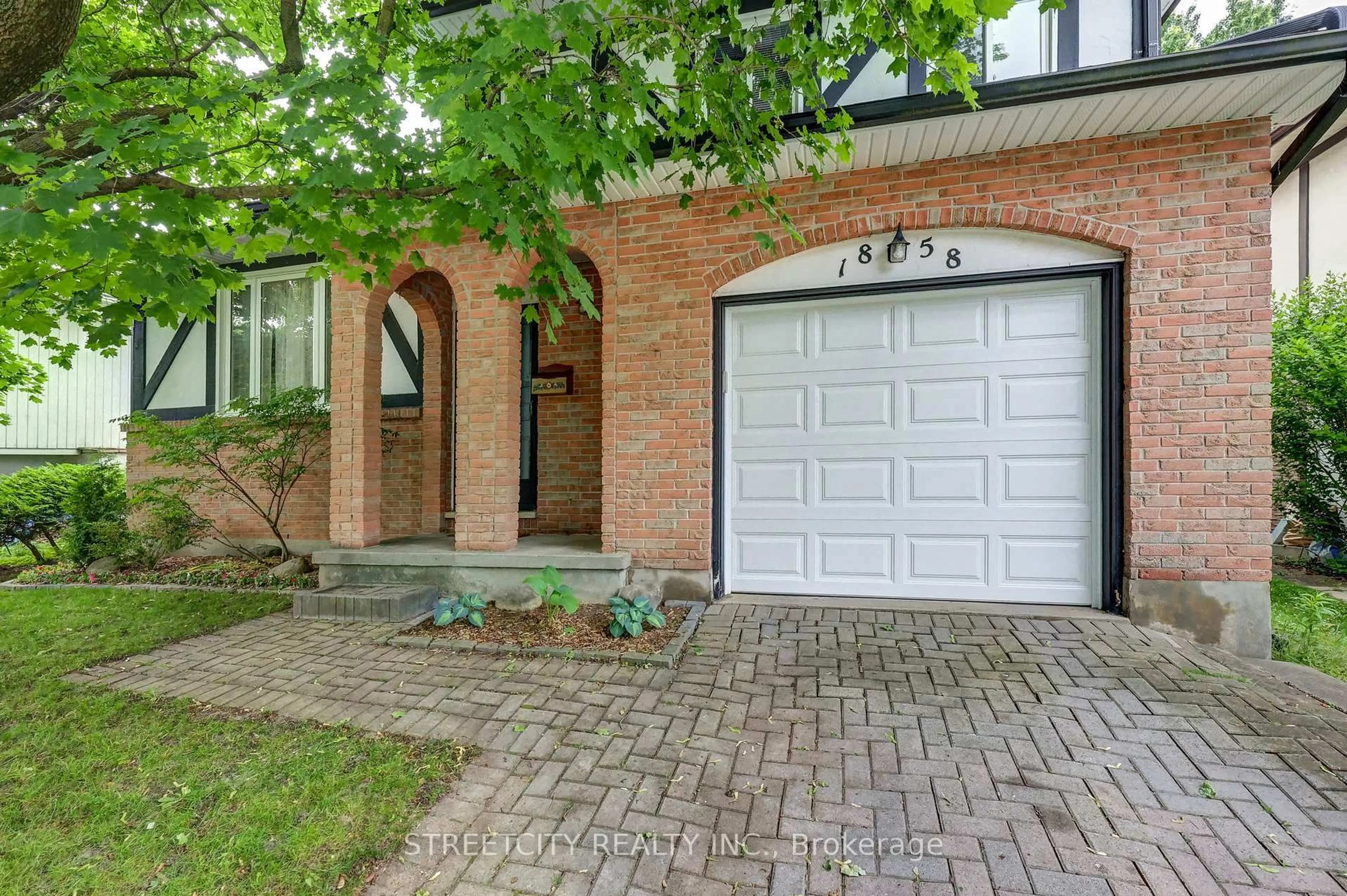 Home with brick exterior material, street for 1858 Aldersbrook Rd, London North Ontario N6G 3N4