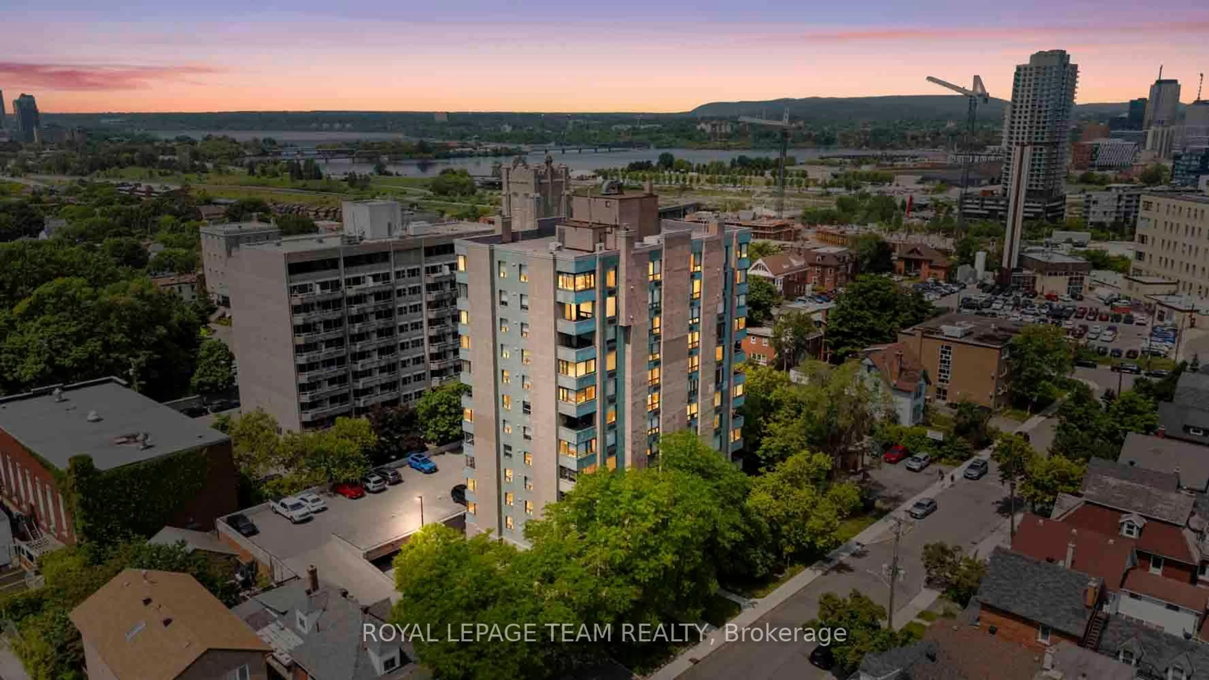 A pic from outside/outdoor area/front of a property/back of a property/a pic from drone, city buildings view from balcony for 40 ARTHUR St #804, Ottawa Ontario K1R 7T5