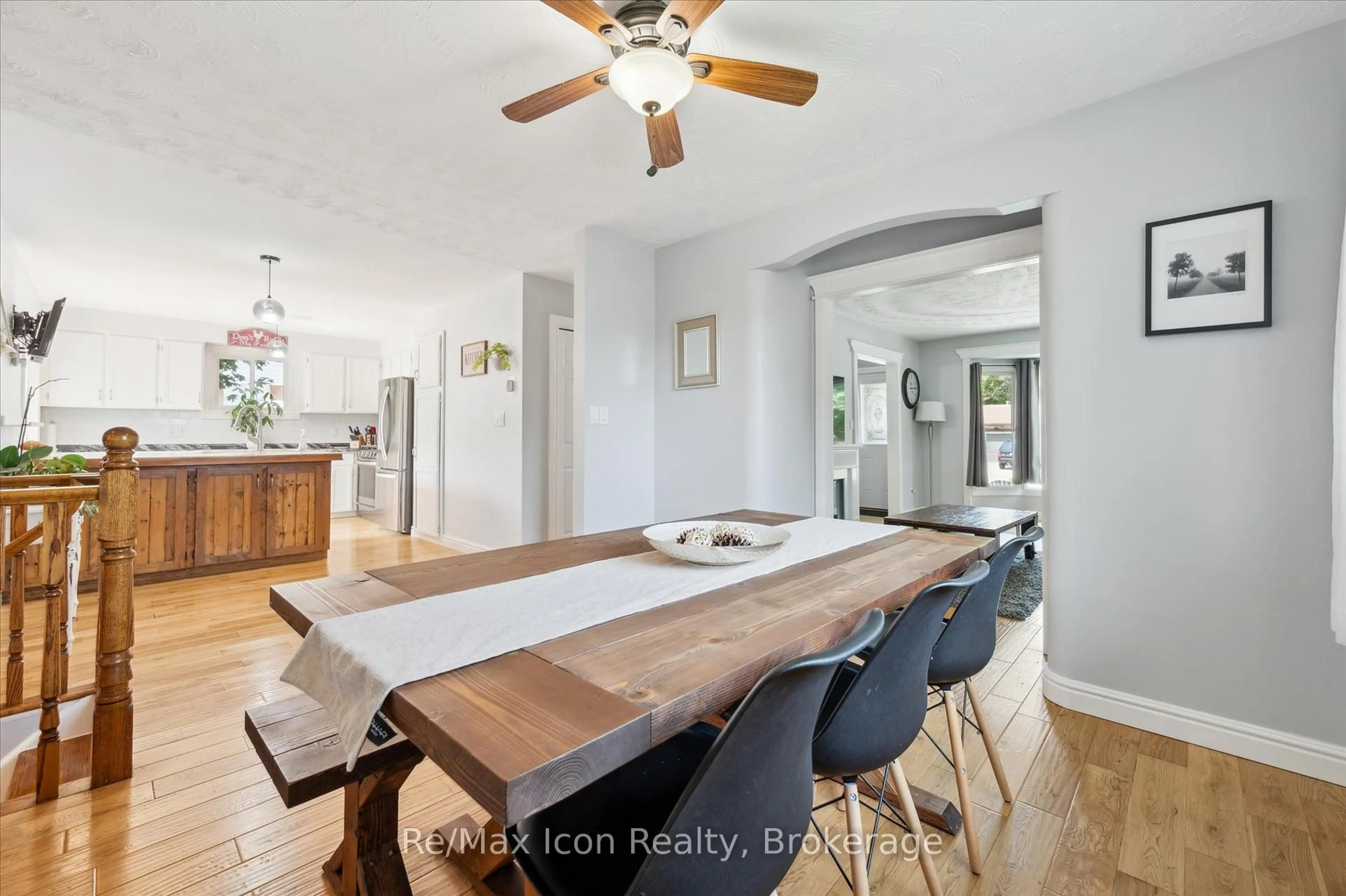 Dining room, unknown for 98 Williamson Dr, Haldimand Ontario N3W 1A6