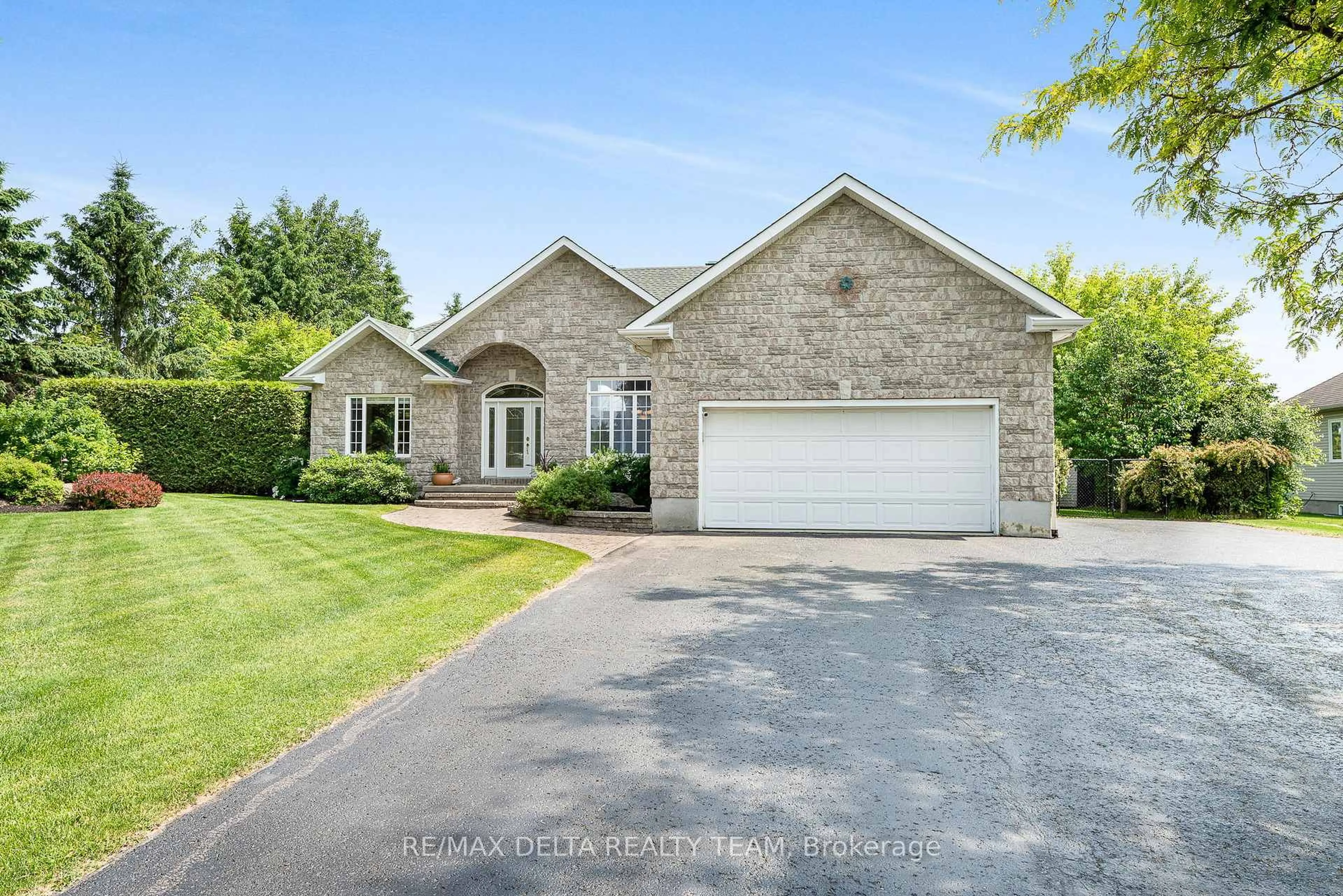 Home with brick exterior material, street for 1147 Fieldown St, Ottawa Ontario K4C 1R7