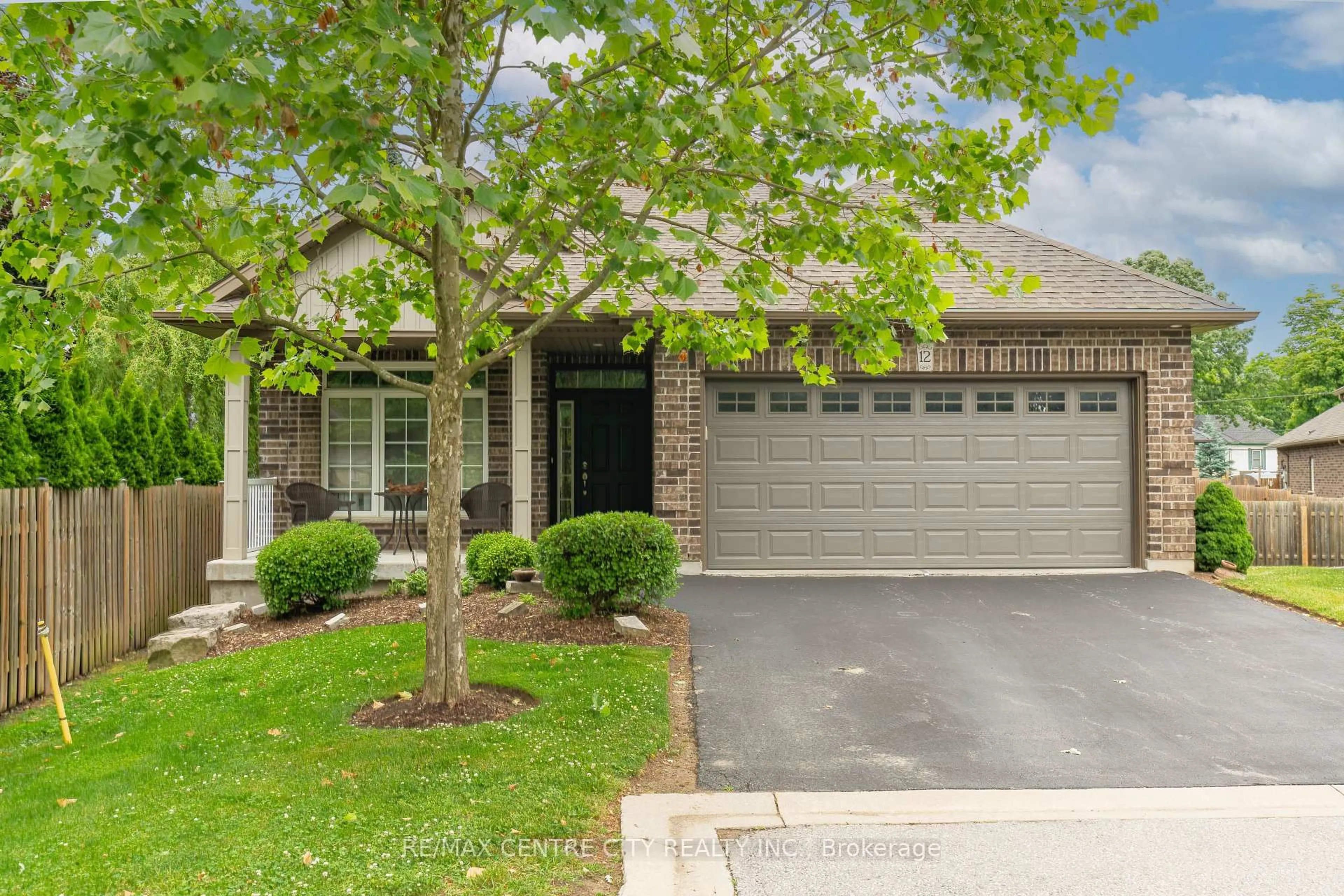 Unknown for 1 VINEDEN Dr #12, Central Elgin Ontario N5P 0E1
