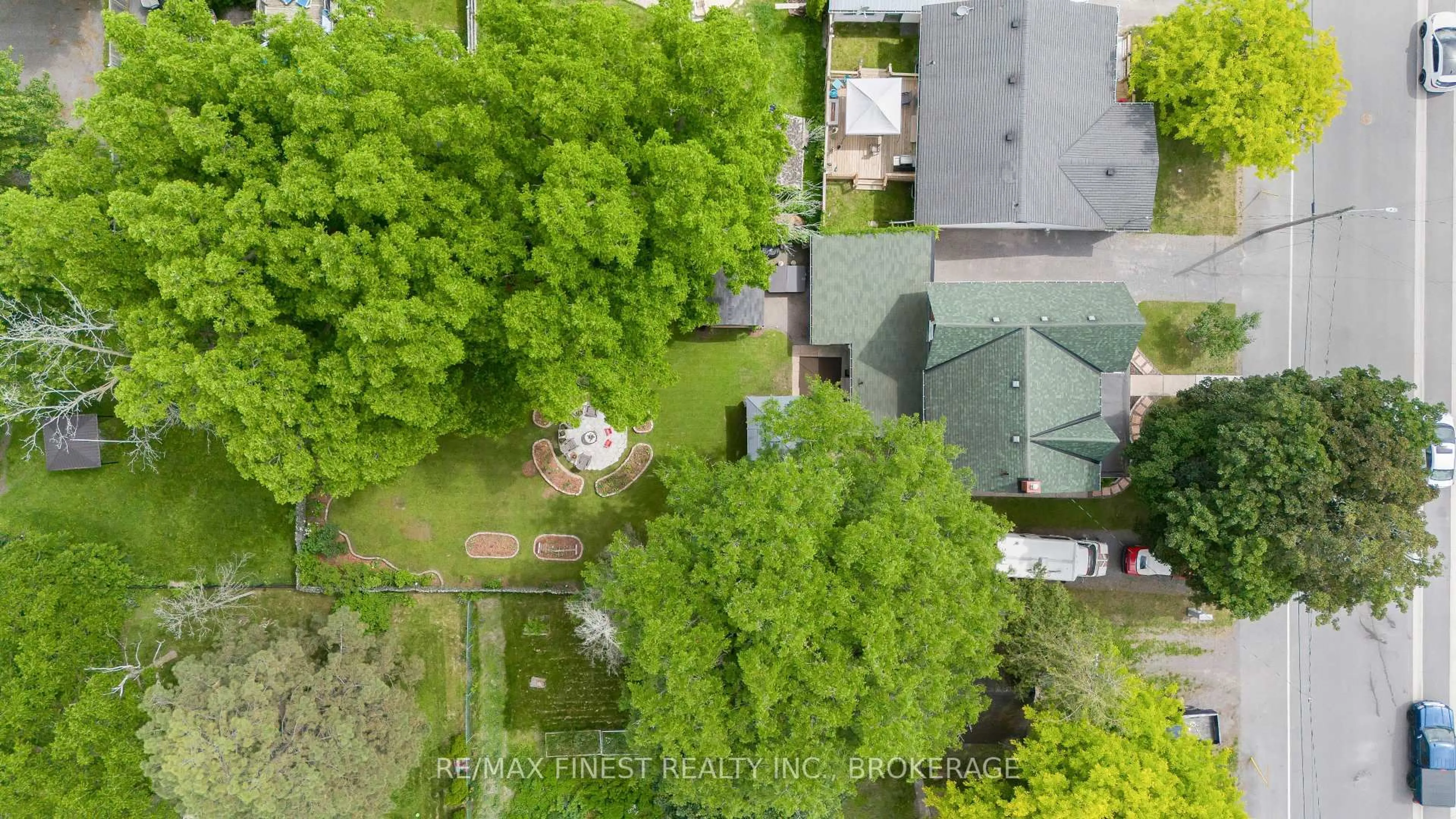 A pic from outside/outdoor area/front of a property/back of a property/a pic from drone, city buildings view from balcony for 15 Graham St, Greater Napanee Ontario K7R 1L6