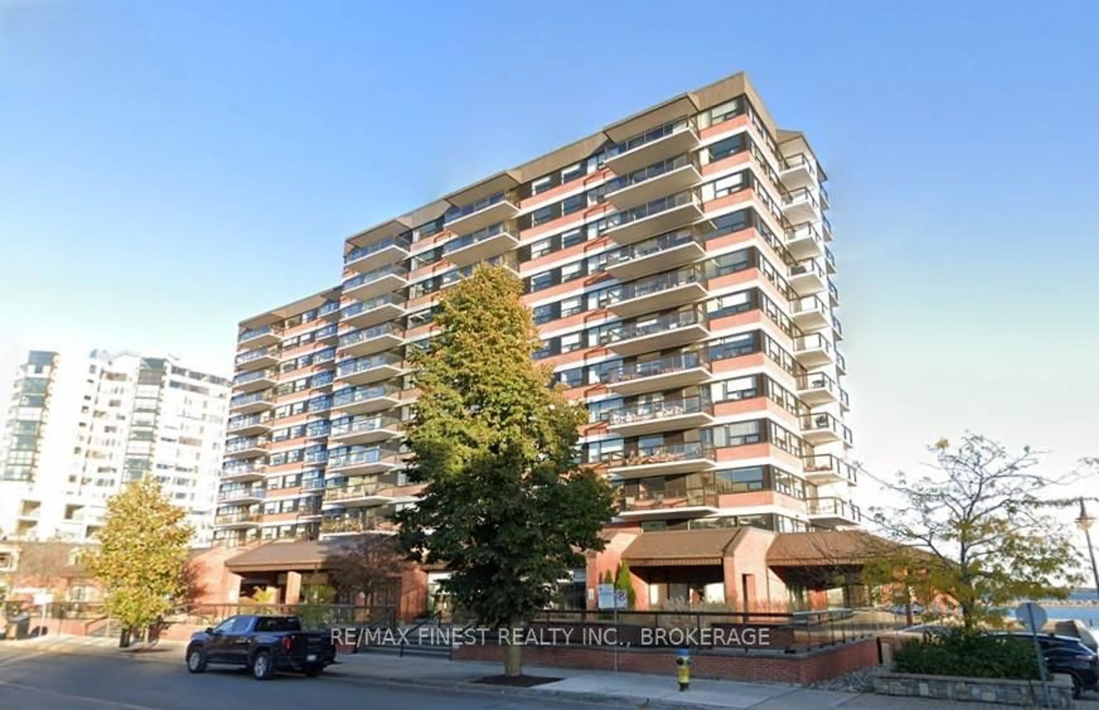 Patio, building for 165 Ontario St #1002, Kingston Ontario K7L 2Y6