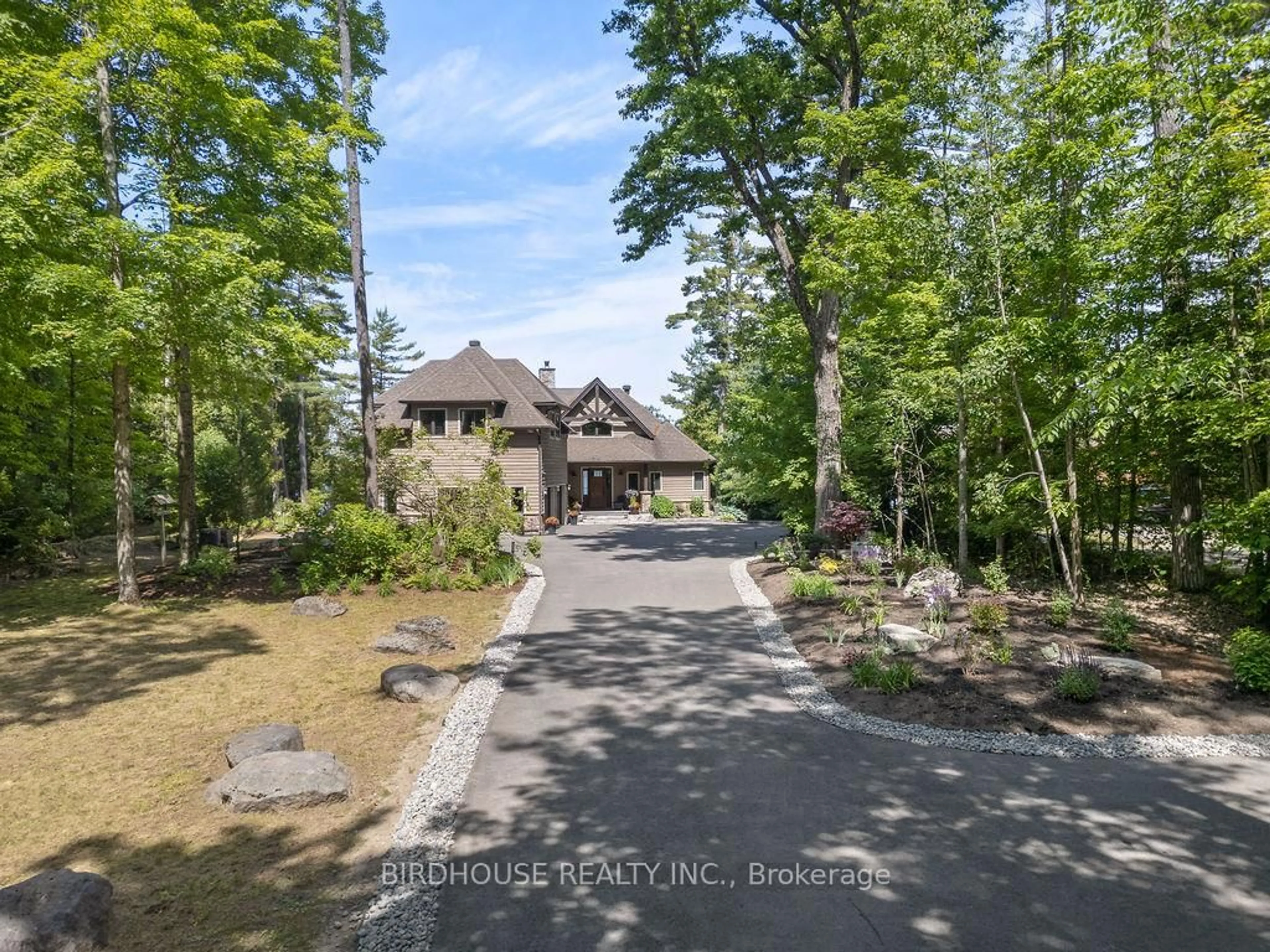 A pic from outside/outdoor area/front of a property/back of a property/a pic from drone, unknown for 732 Birchview Rd, Douro-Dummer Ontario K0L 2H0