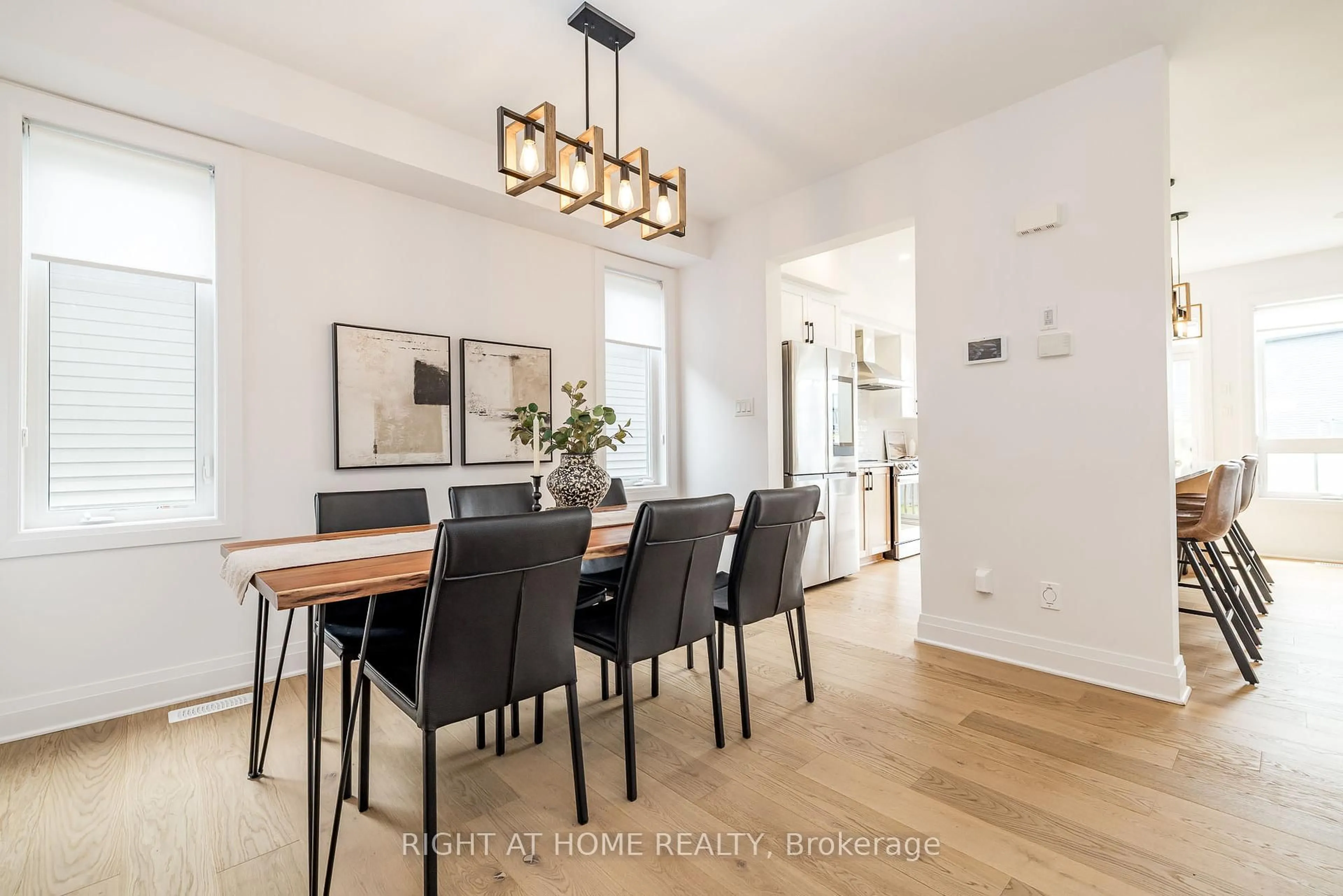 Dining room, wood/laminate floor for 794 Cope Dr, Ottawa Ontario K2S 2P9