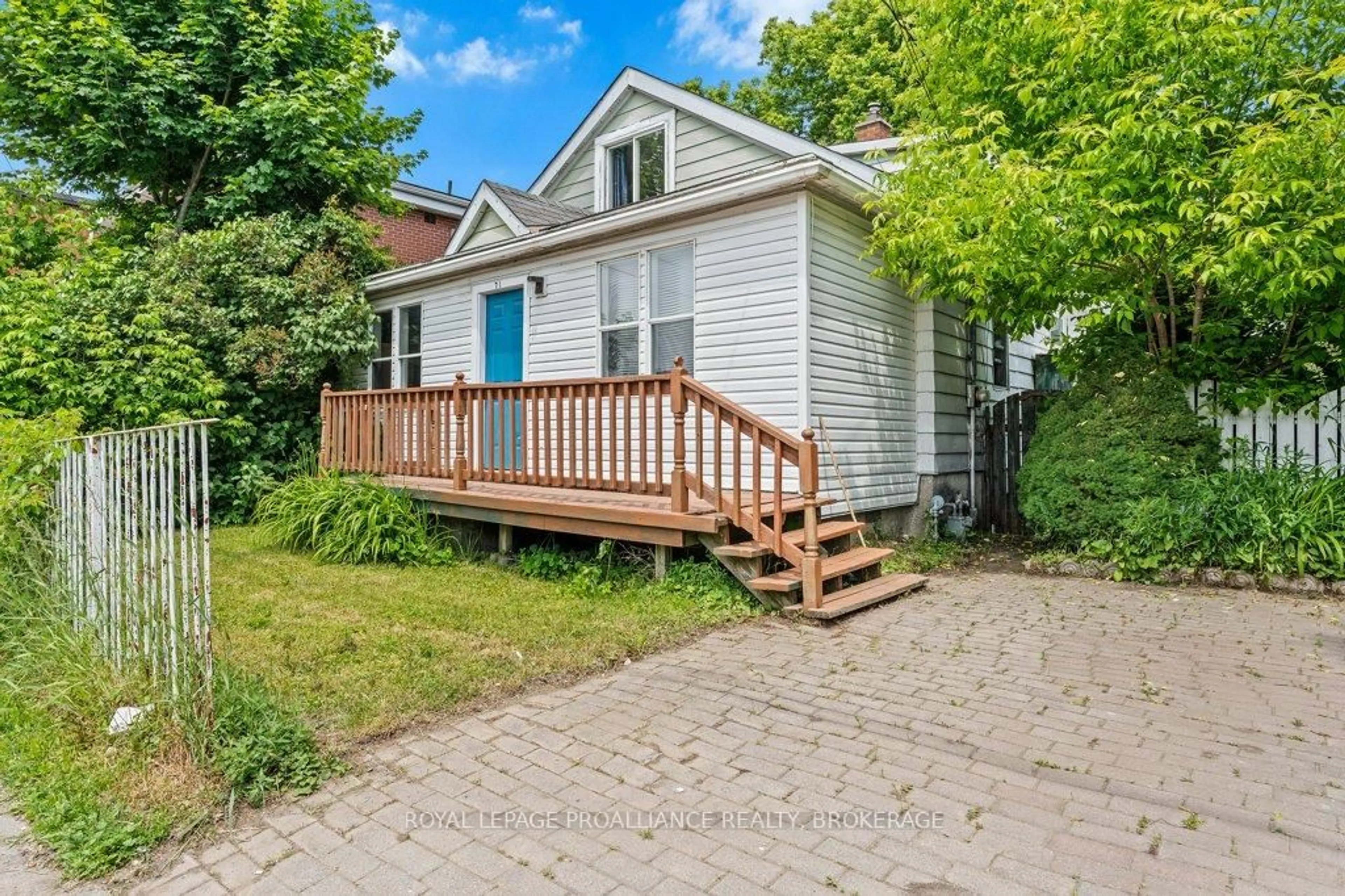 Unknown for 71 Cowdy St, Kingston Ontario K7K 3W1