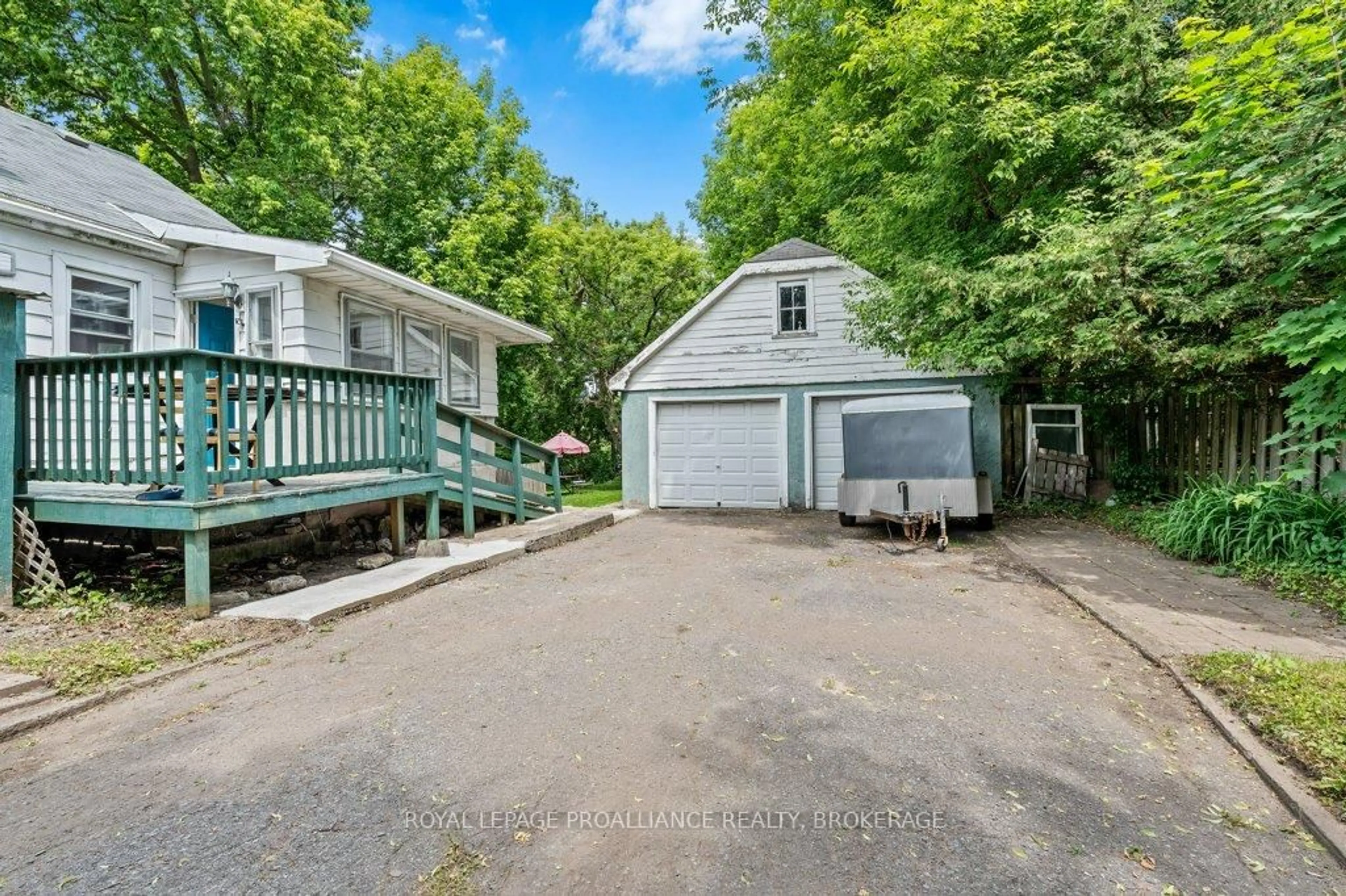 Unknown for 71 Cowdy St, Kingston Ontario K7K 3W1