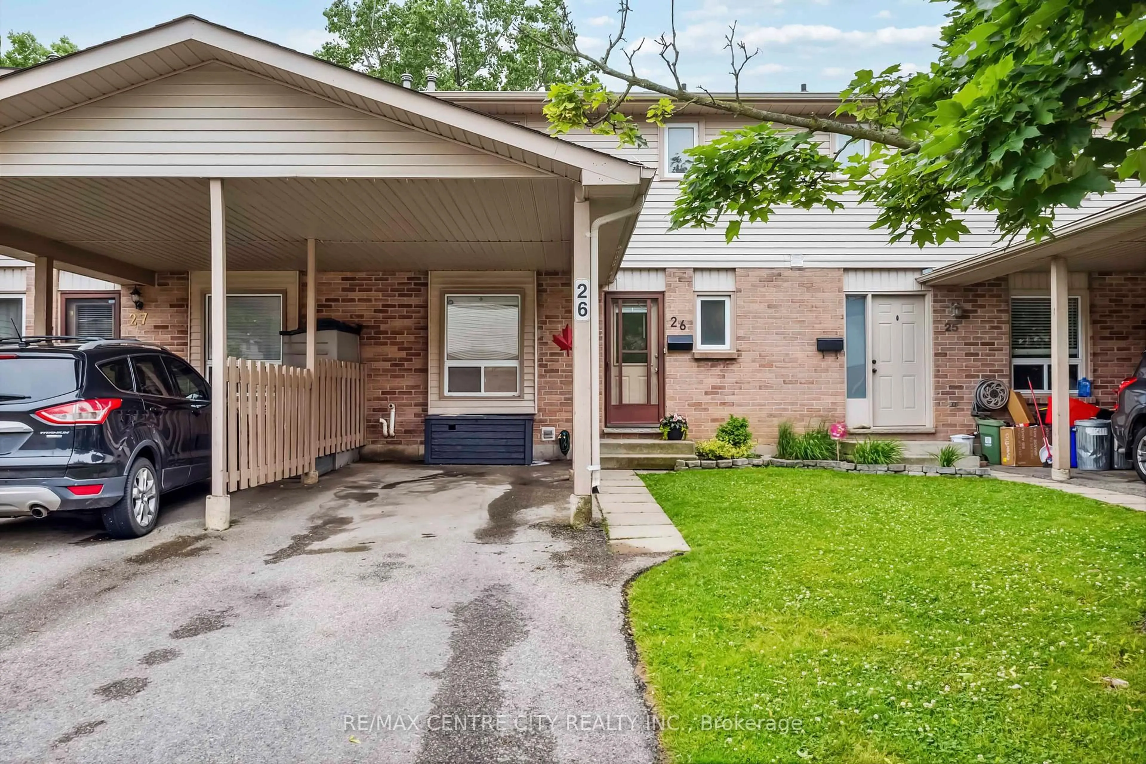 Unknown for 720 Deveron Cres #26, London South Ontario N5Z 4W6