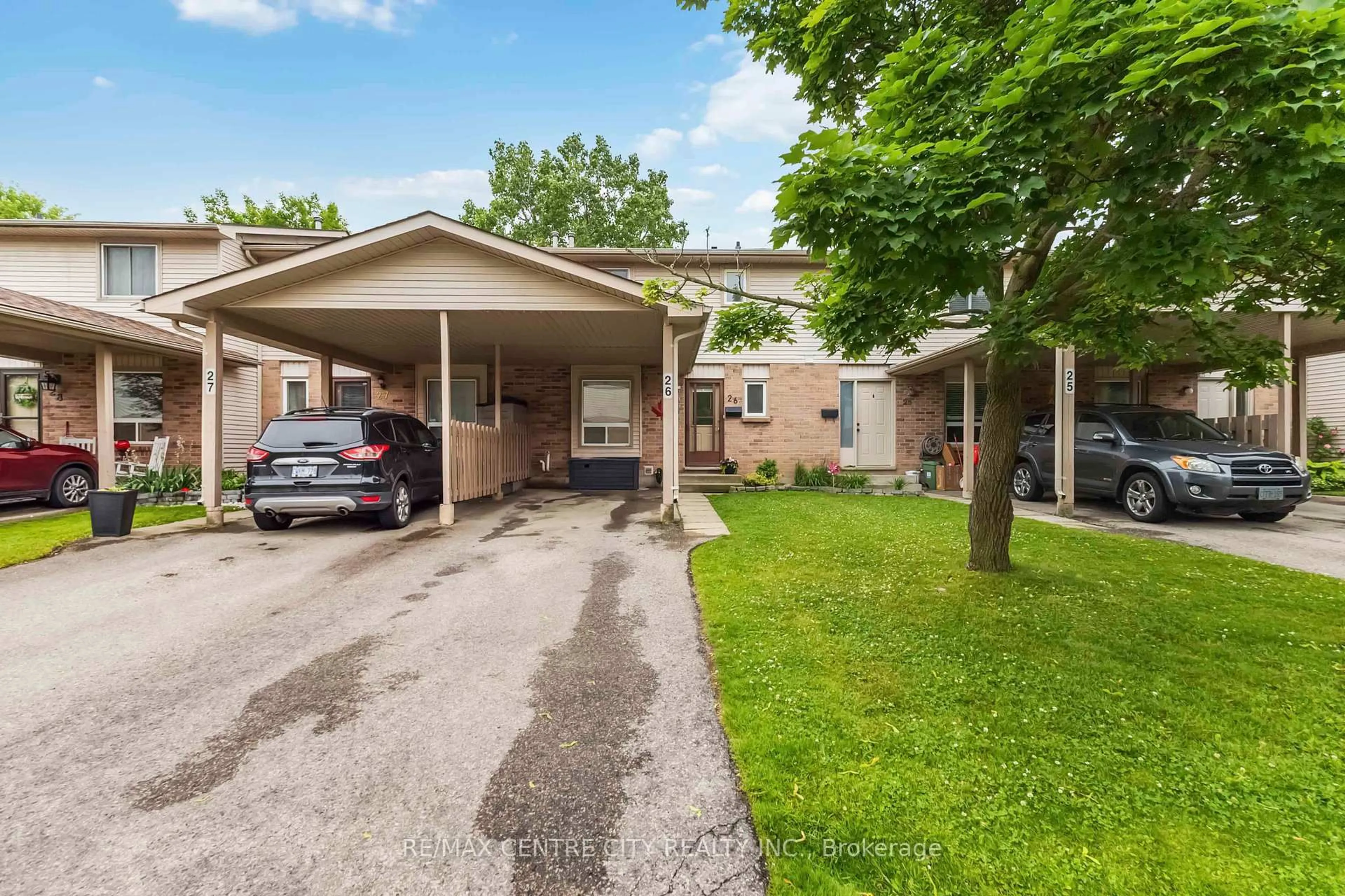 Unknown for 720 Deveron Cres #26, London South Ontario N5Z 4W6