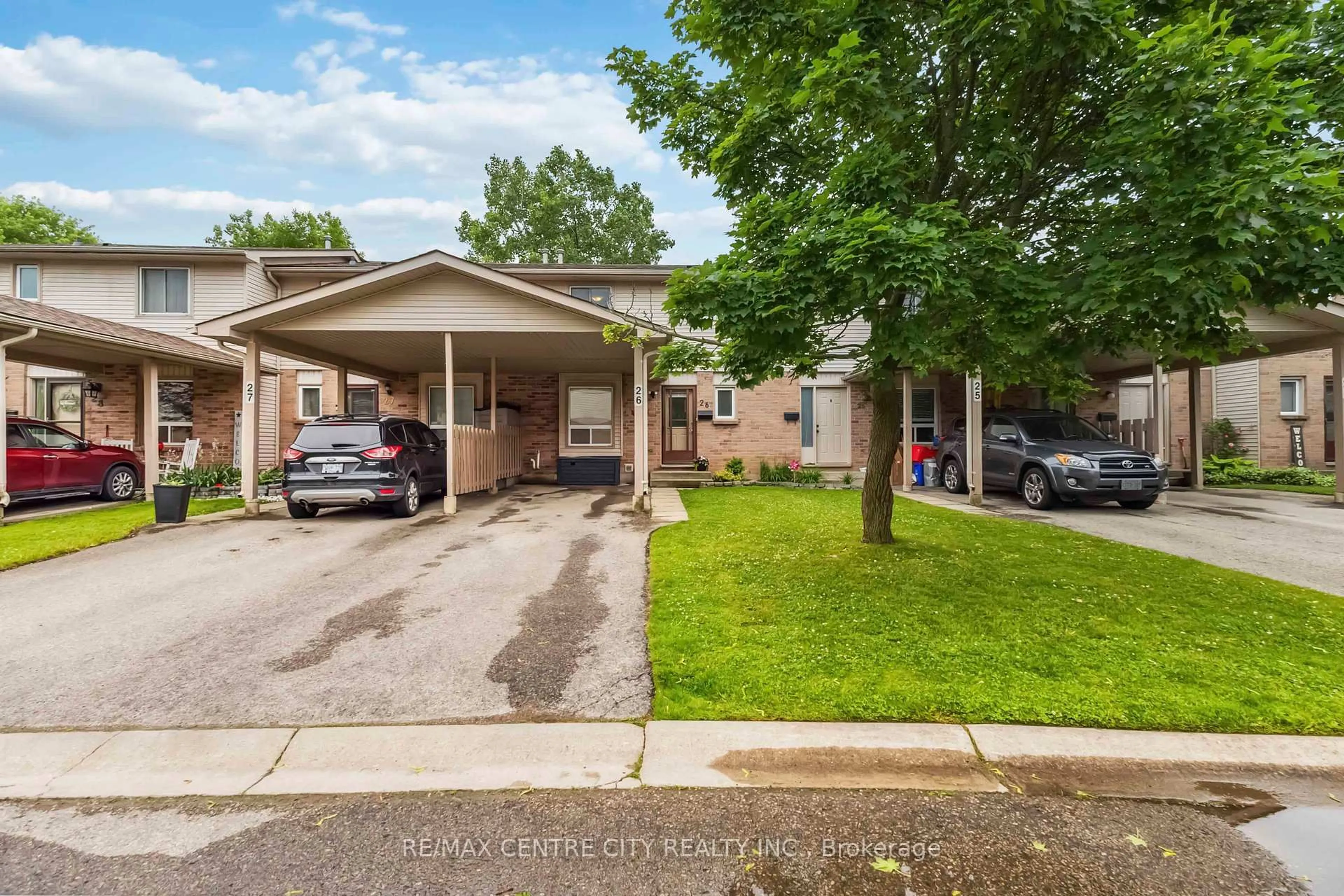 Unknown for 720 Deveron Cres #26, London South Ontario N5Z 4W6