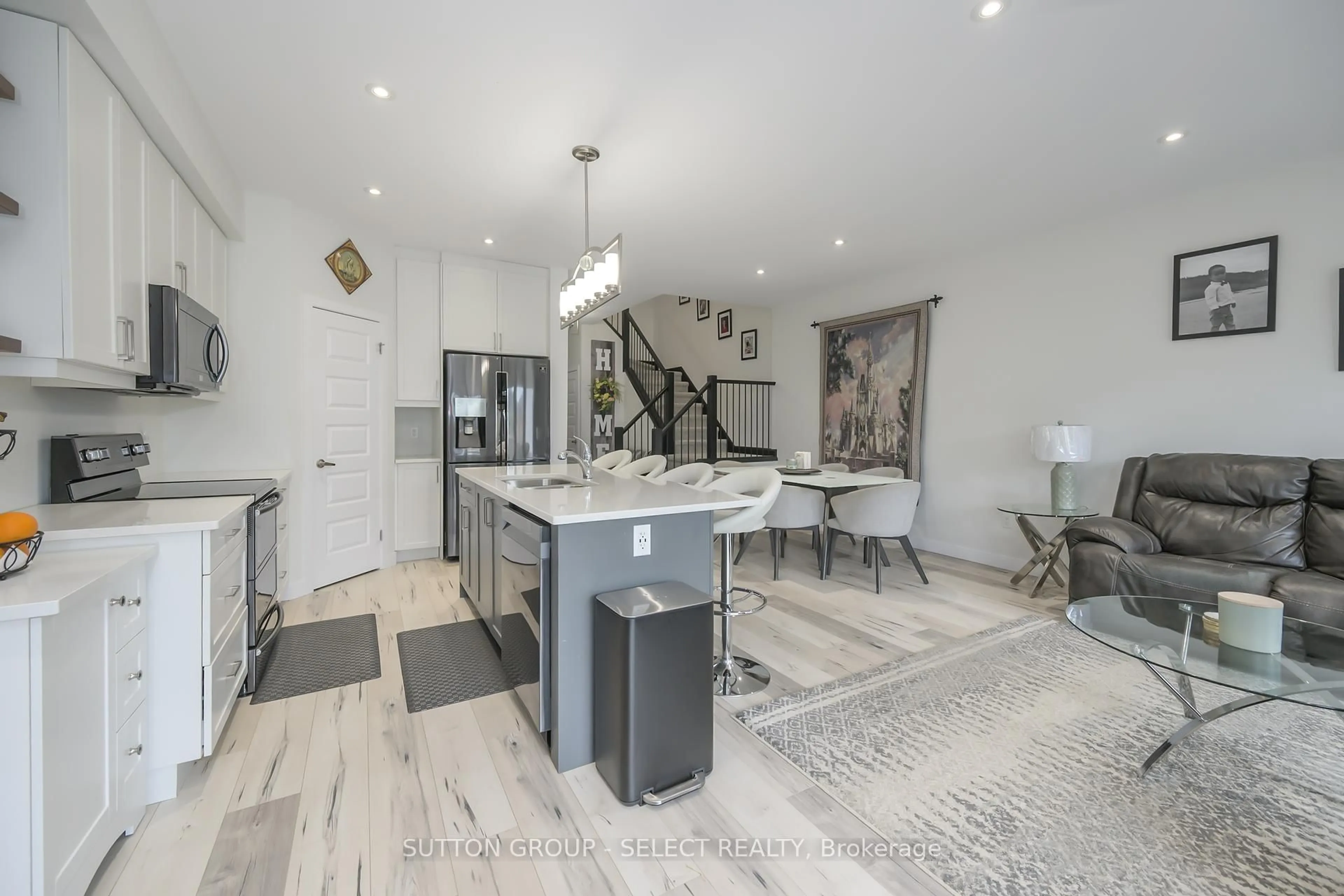 Open concept kitchen, ceramic/tile floor for 204 Doan Dr, Middlesex Centre Ontario N0L 1R0