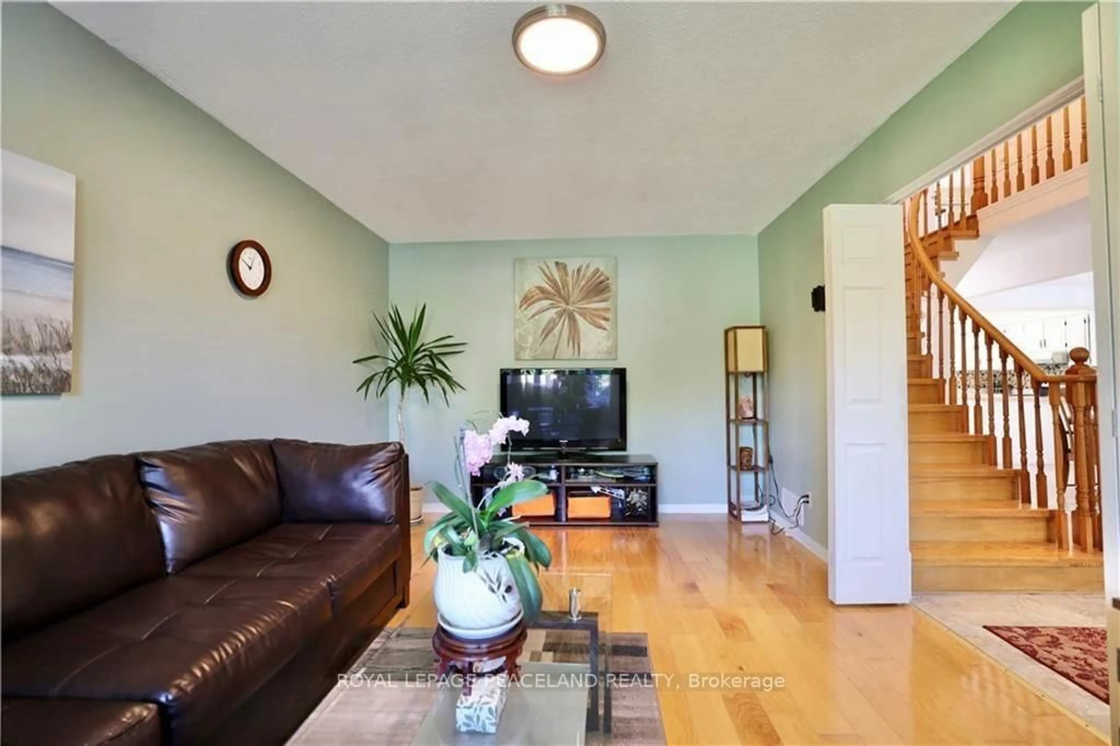 Living room with furniture, unknown for 236 Westvale Dr, Waterloo Ontario N2T 1Y1