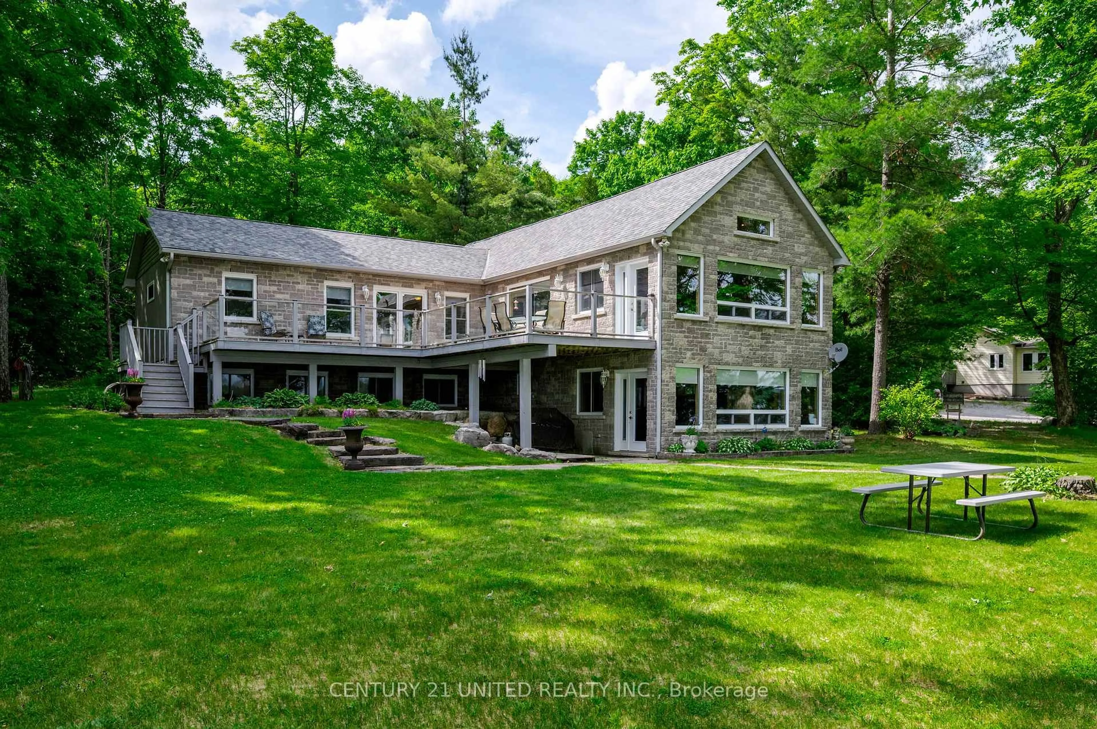 A pic from outside/outdoor area/front of a property/back of a property/a pic from drone, unknown for 3069 Clear Lake Rd, Selwyn Ontario K0L 2H0