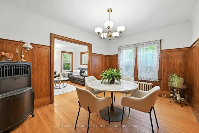 Additional property image - 36 Grosvenor Ave