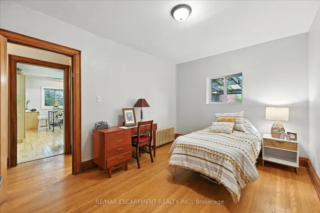 Additional property image - 36 Grosvenor Ave