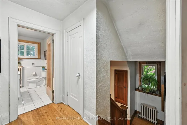 Additional property image - 36 Grosvenor Ave