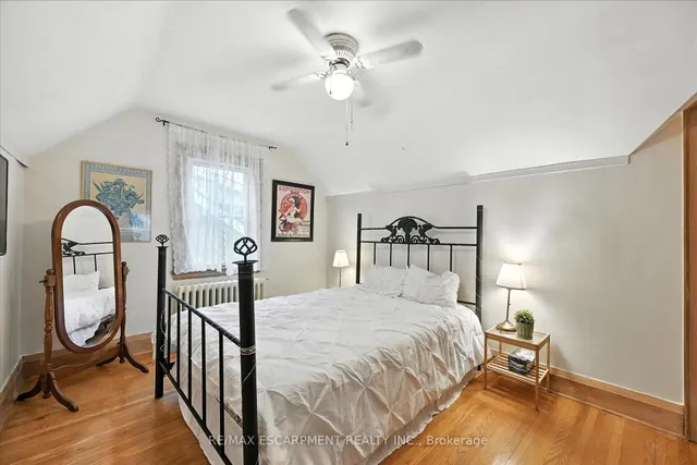 Additional property image - 36 Grosvenor Ave