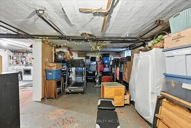 Additional property image - 36 Grosvenor Ave