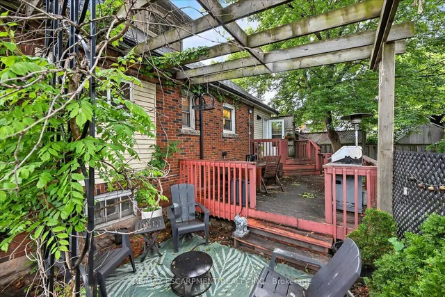 Additional property image - 36 Grosvenor Ave