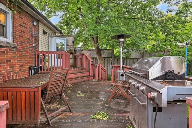 Additional property image - 36 Grosvenor Ave
