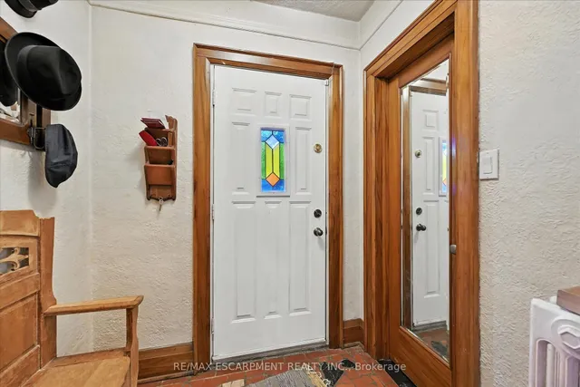 Additional property image - 36 Grosvenor Ave