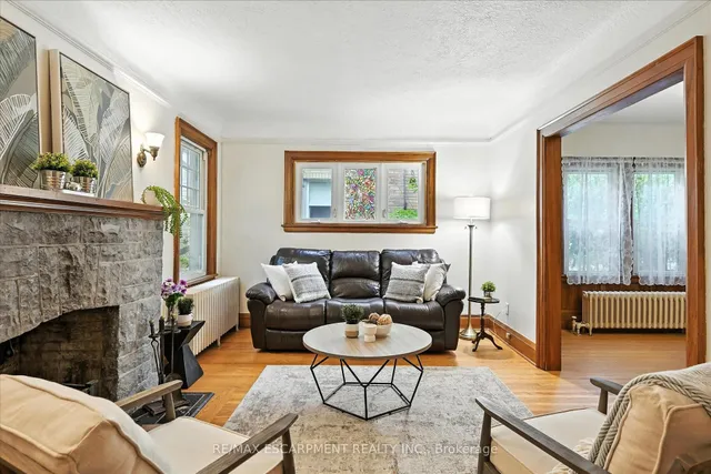 Additional property image - 36 Grosvenor Ave