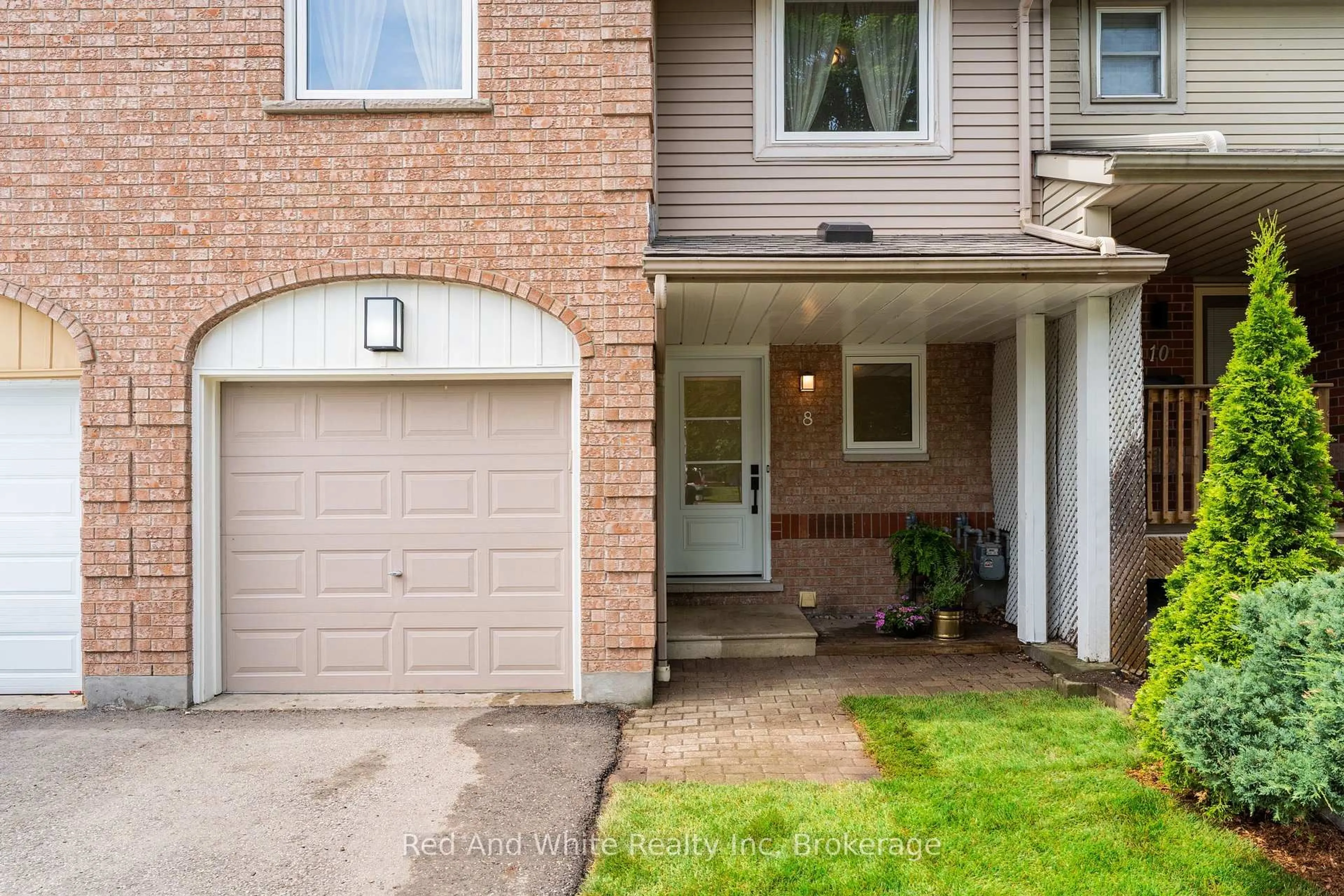 Unknown for 8 Grandridge Cres, Guelph Ontario N1H 8G1