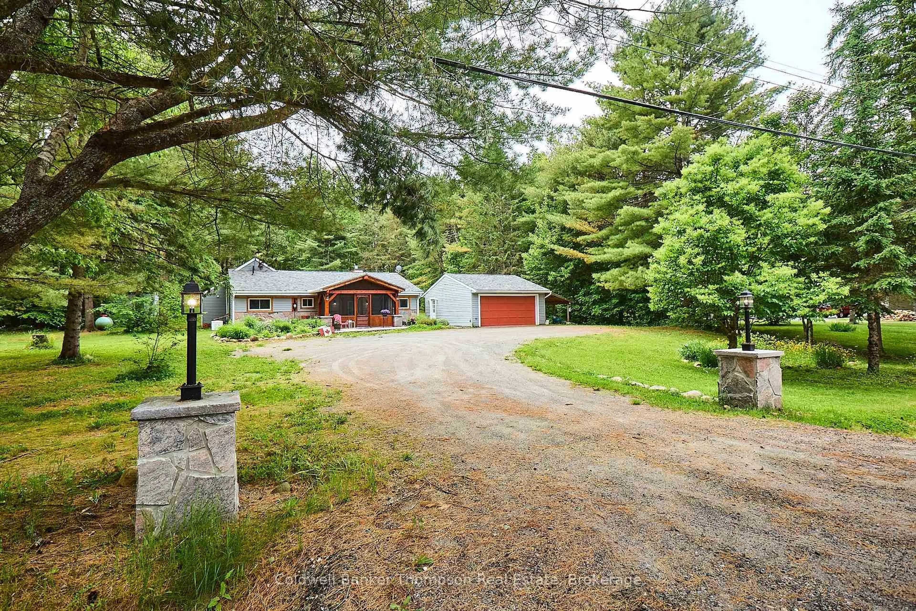A pic from outside/outdoor area/front of a property/back of a property/a pic from drone, unknown for 2929 Muskoka Road 10, Huntsville Ontario P1H 2J3