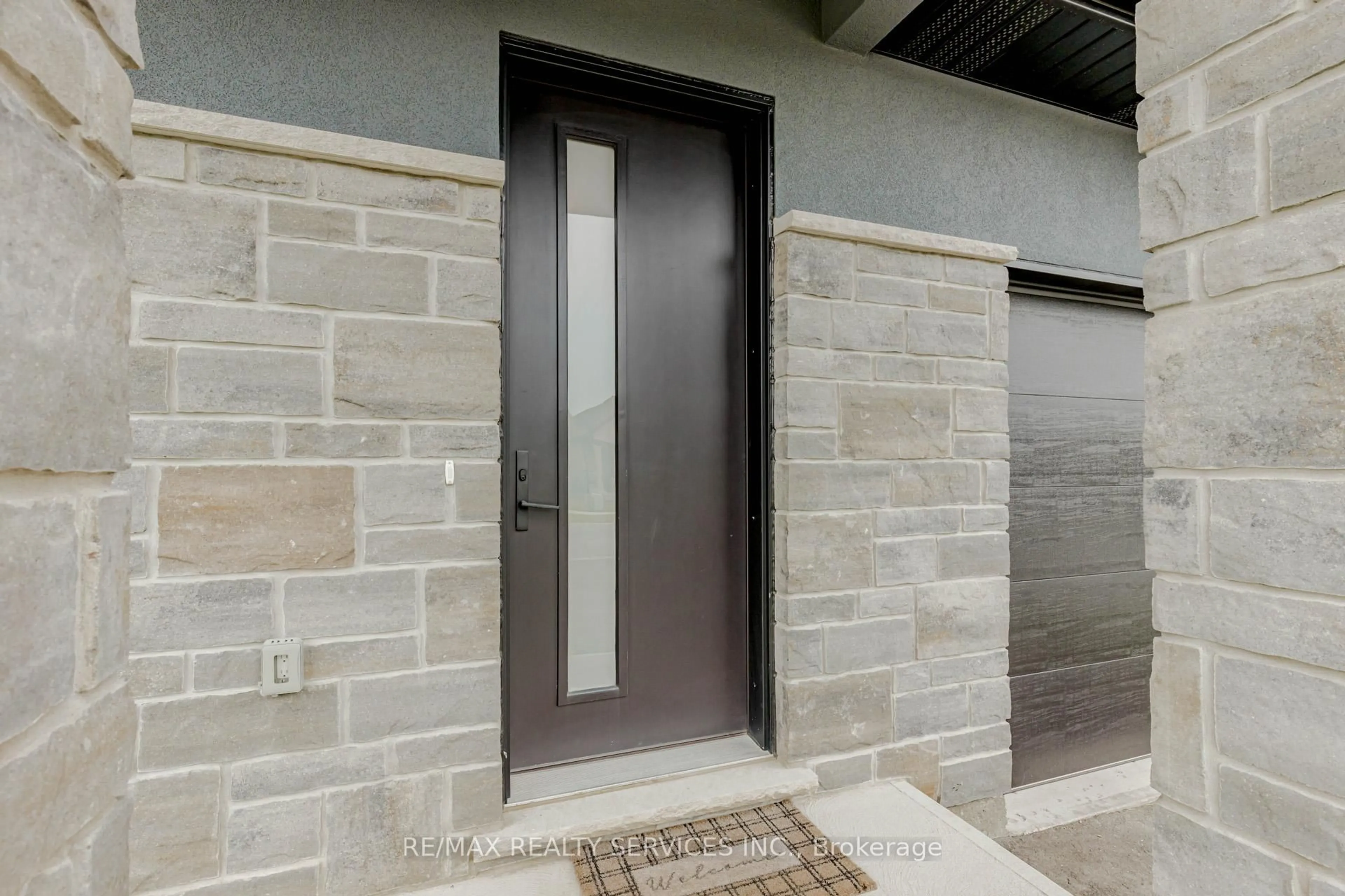 Unknown for 109 Kensington St, Welland Ontario L3C 0G2