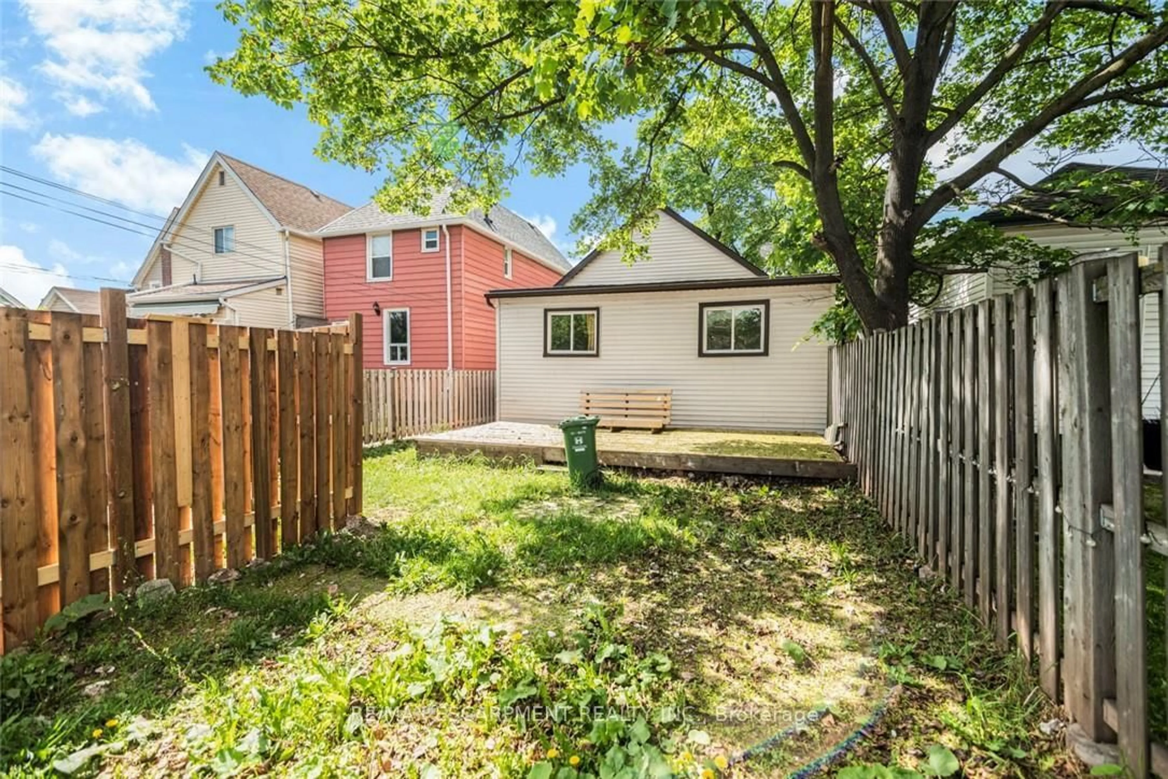 Patio, street for 61 Primrose Ave, Hamilton Ontario L8L 2K9