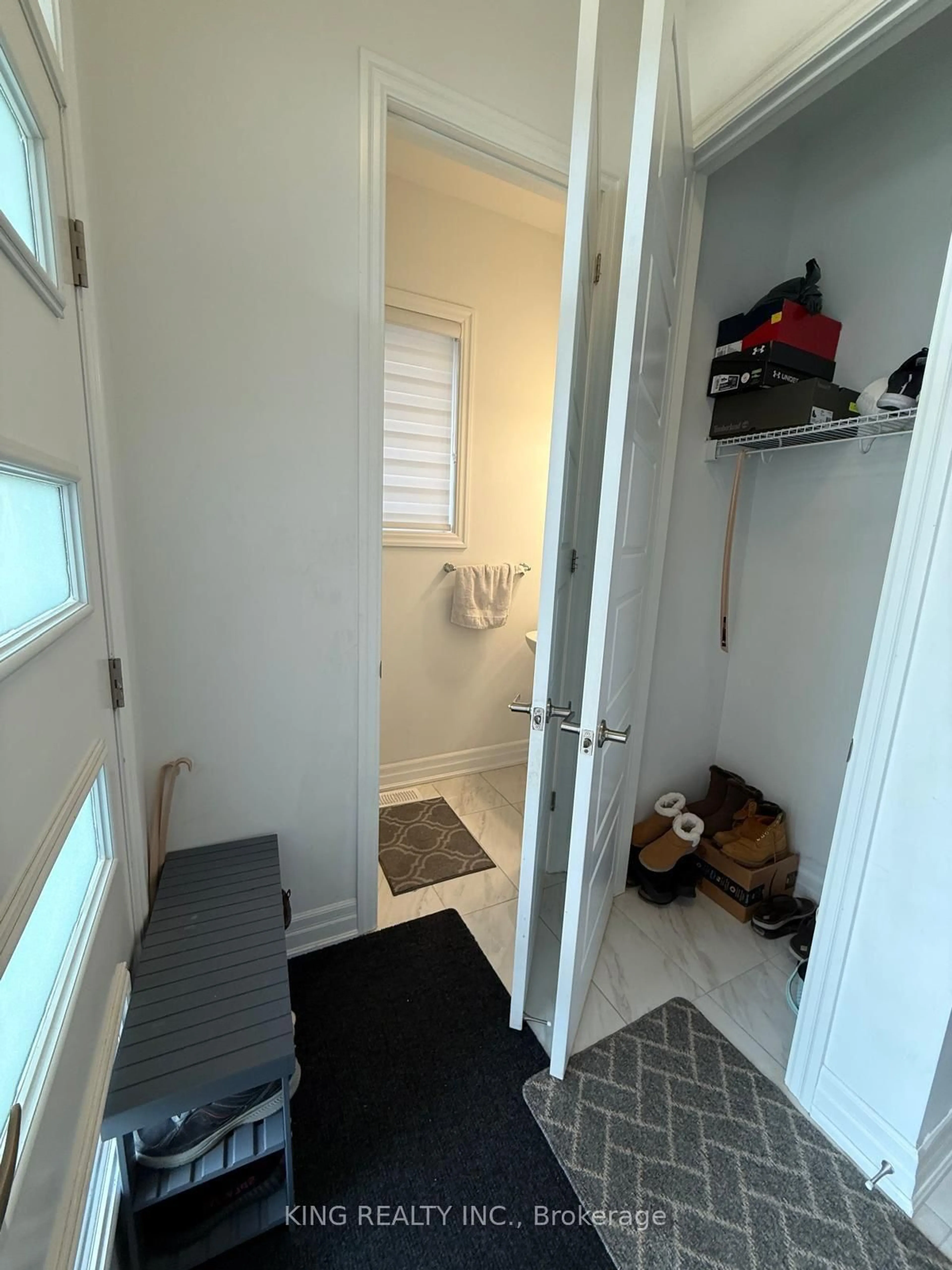 A pic of a room for 18 Routley St, Kitchener Ontario N2R 0S2
