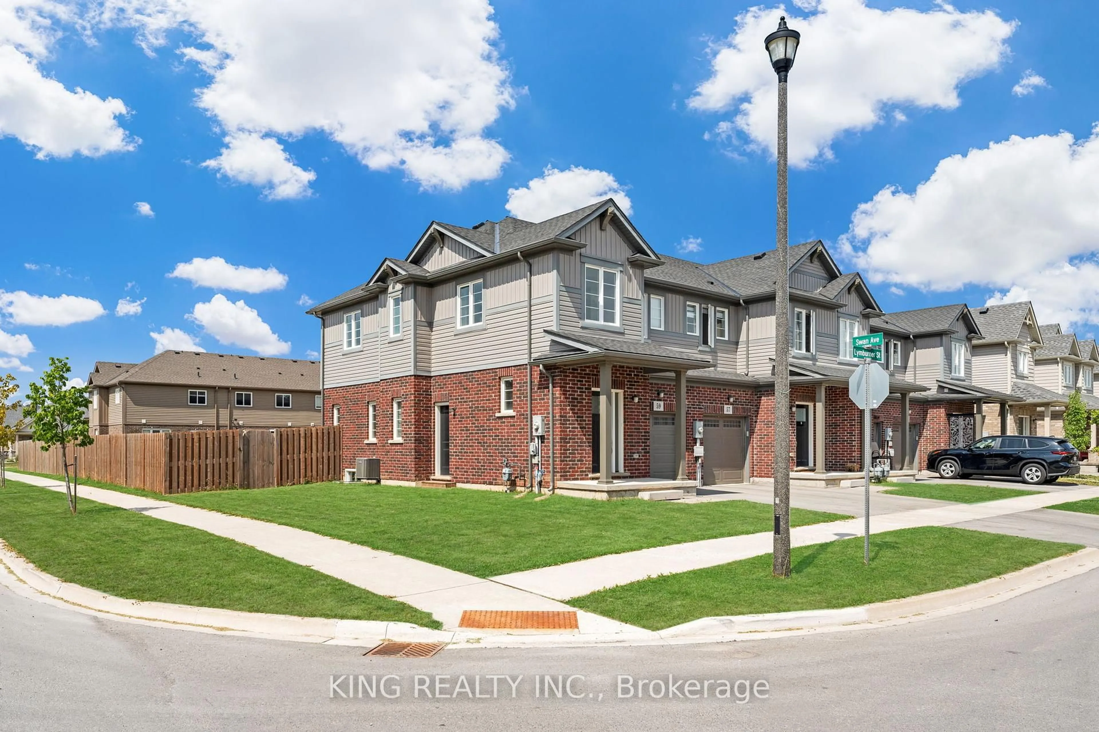 Home with brick exterior material, street for 59 Lymburner St, Pelham Ontario L3B 5N5